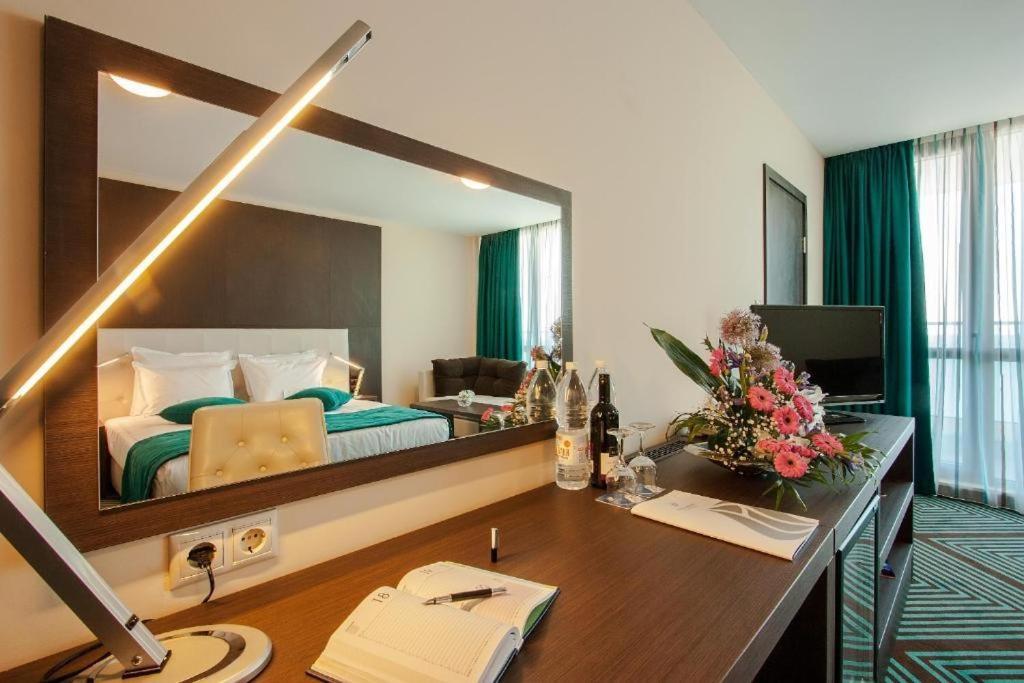 Superior Room with Sea View and Balcony - Wellness package - Photo 5