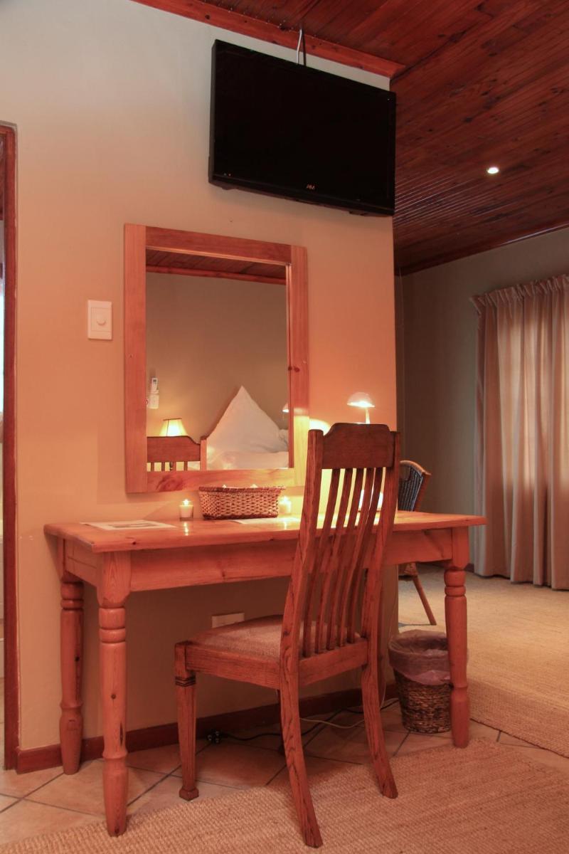 Queen Suite photo 3