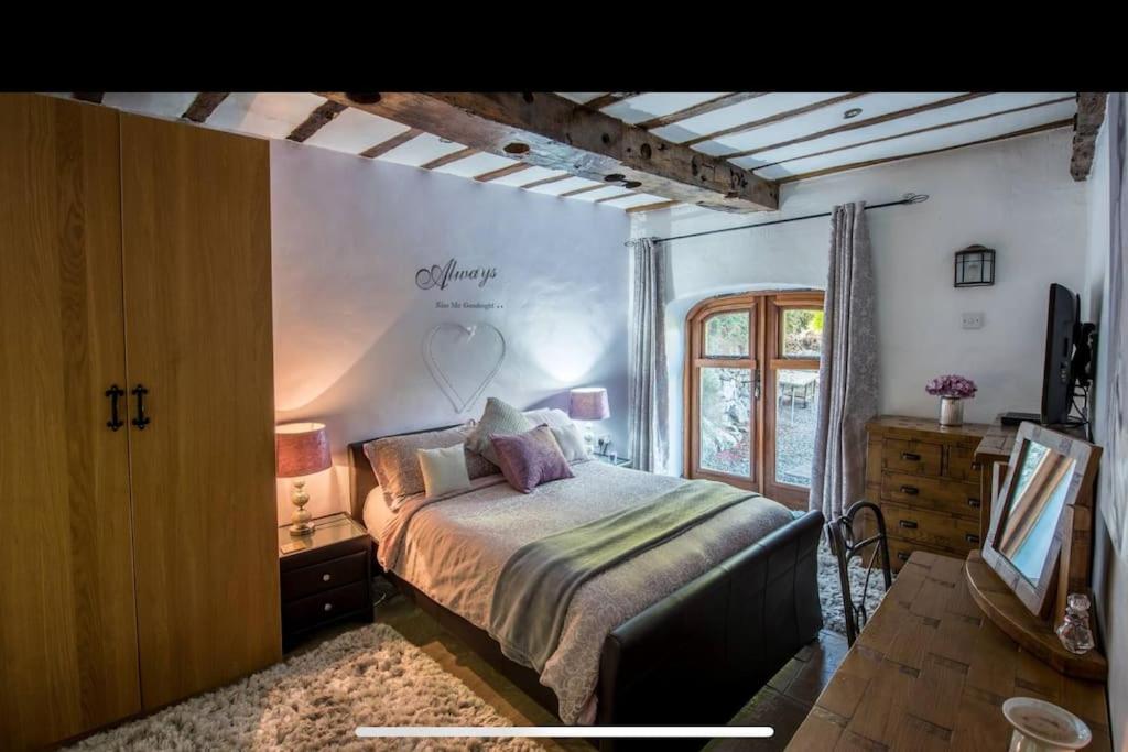 Four-Bedroom House photo 1