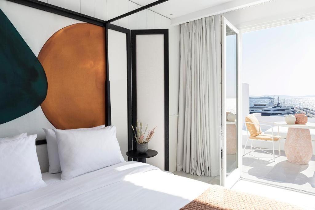 Honeymoon Suite with outdoor Jet Tub Sea View - Photo 1