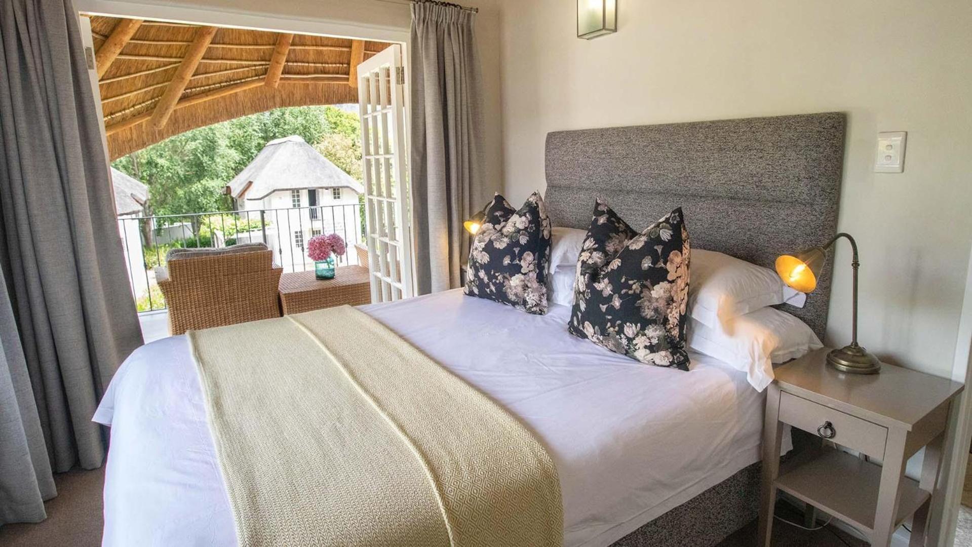 One-Bedroom Villa - Photo 1
