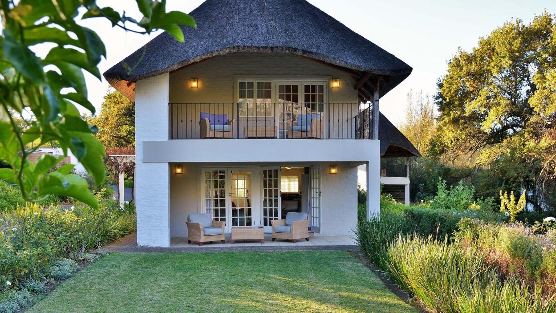 Two-Bedroom Villa - Photo 21