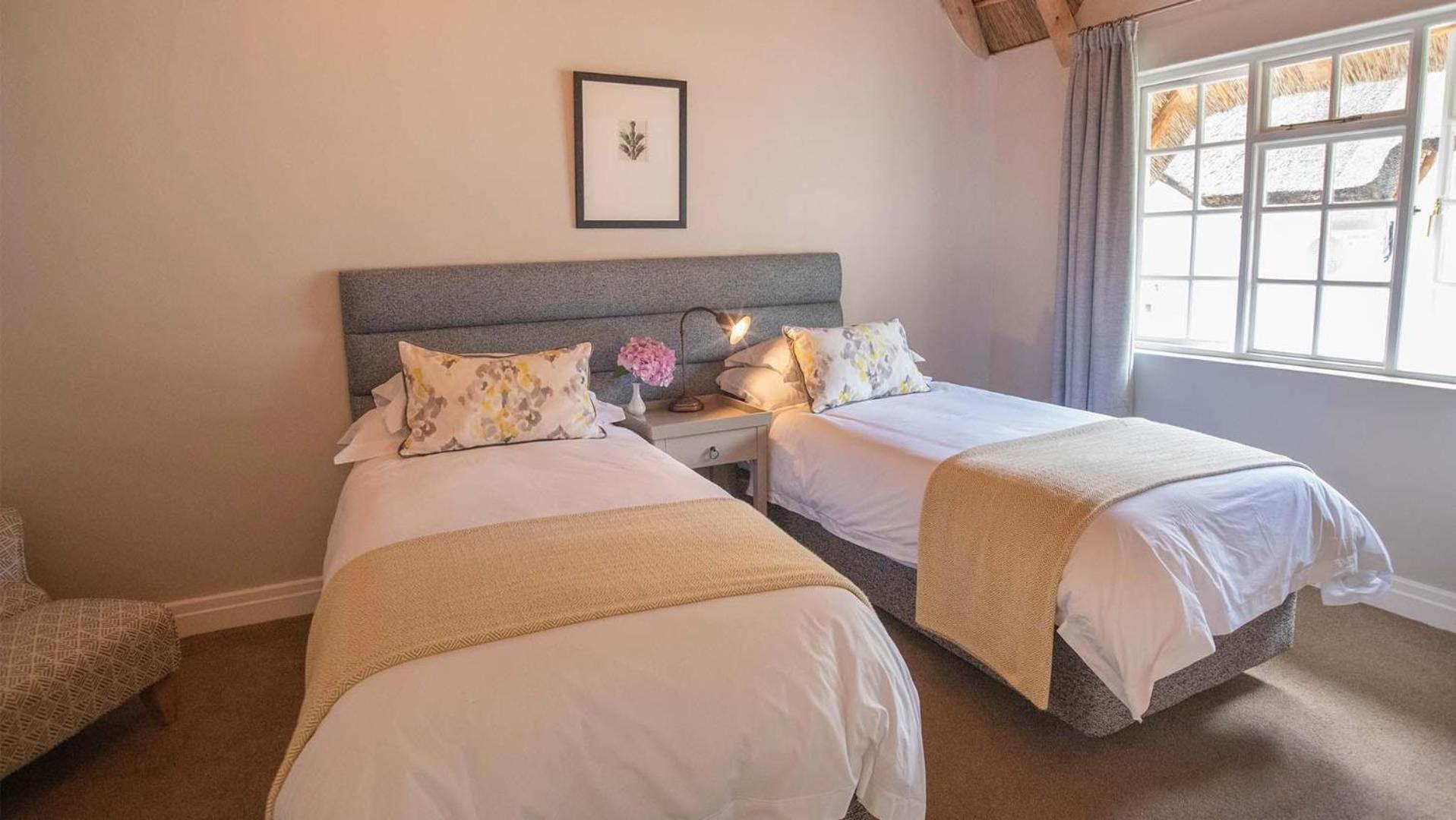 Two-Bedroom Villa - Photo 18