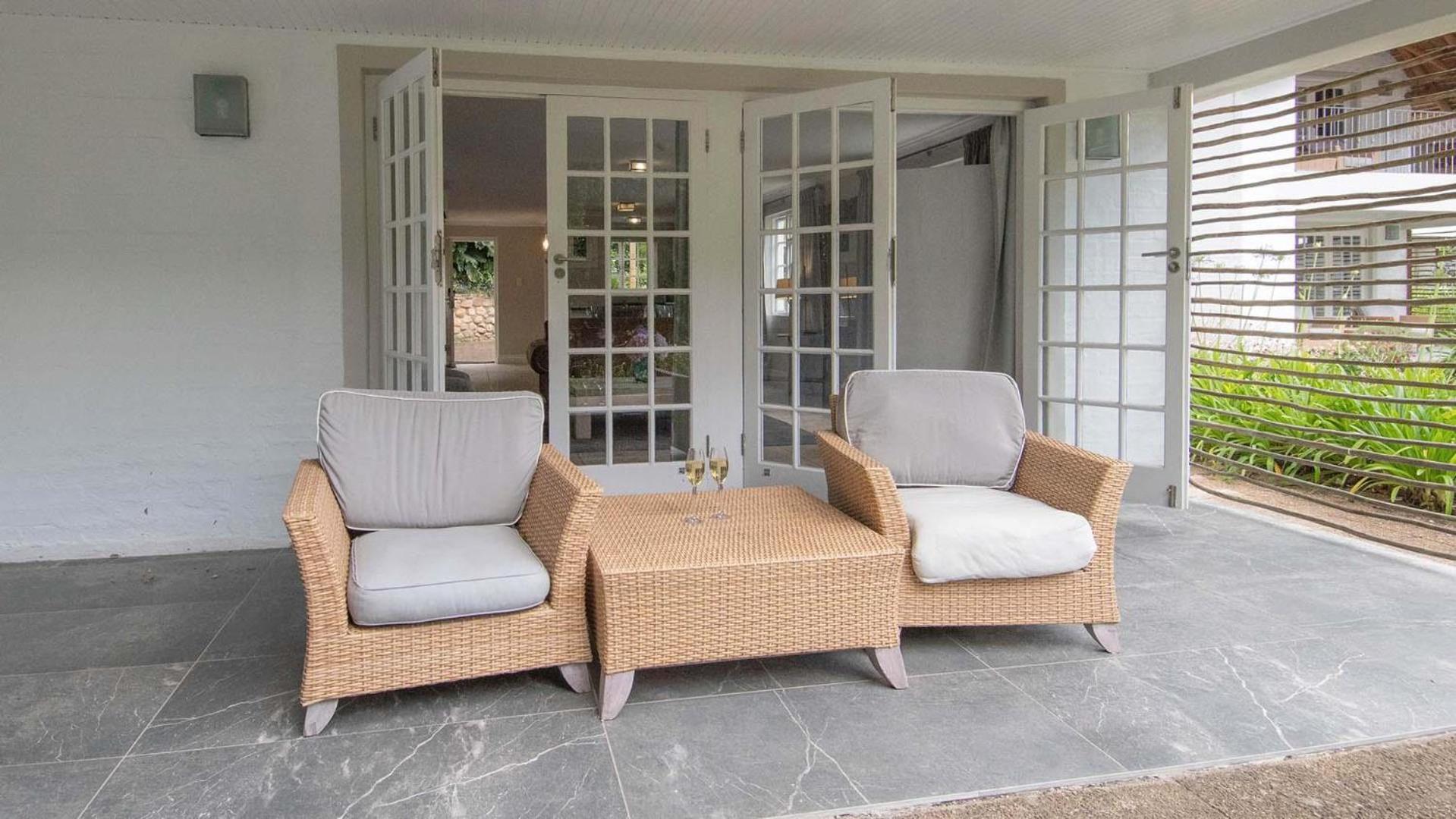 Two-Bedroom Villa - Photo 12