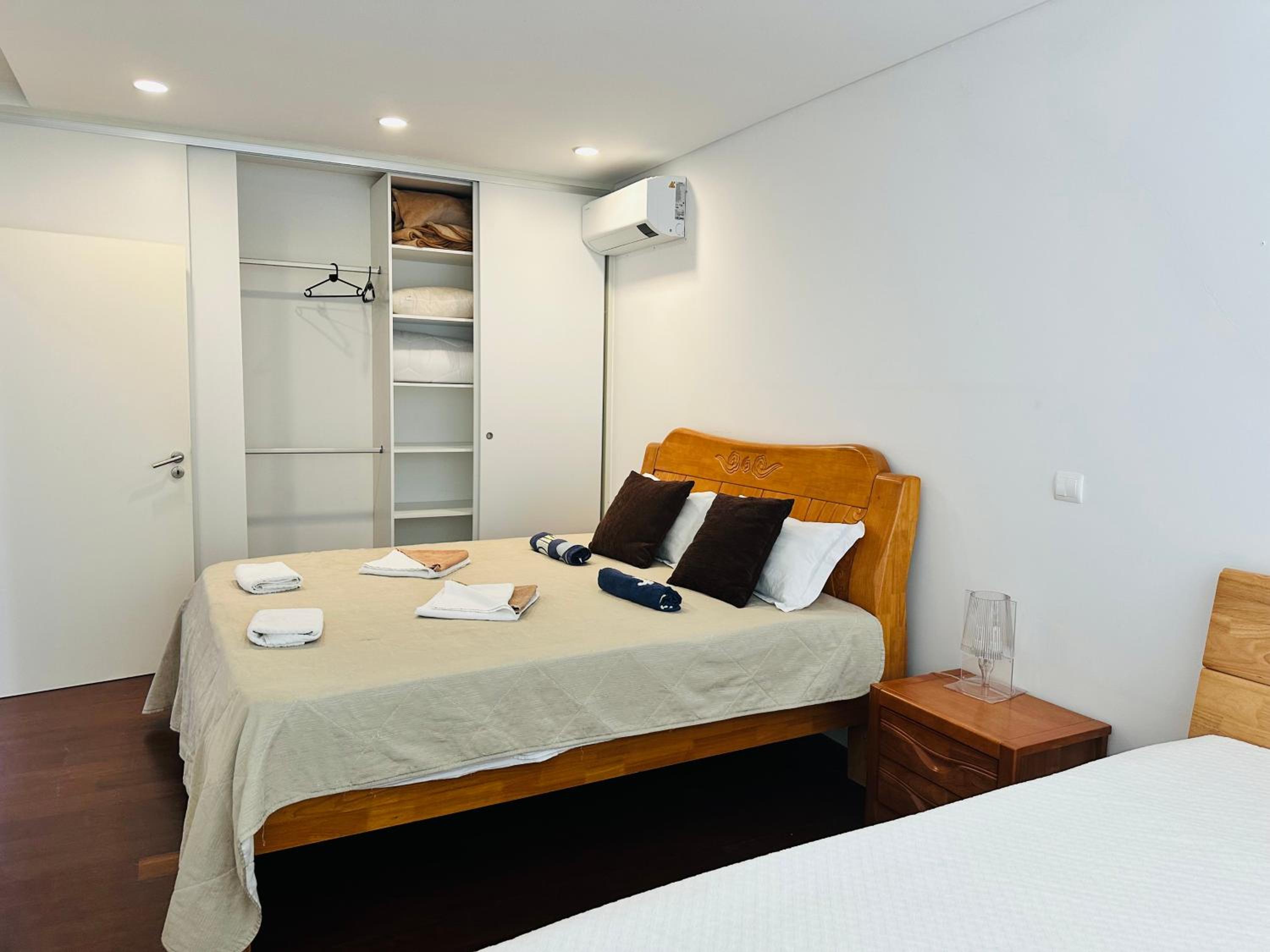 Three-Bedroom House photo 3