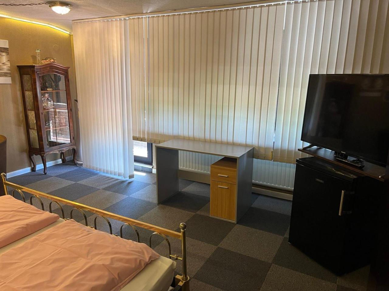 Double Room - Photo 6