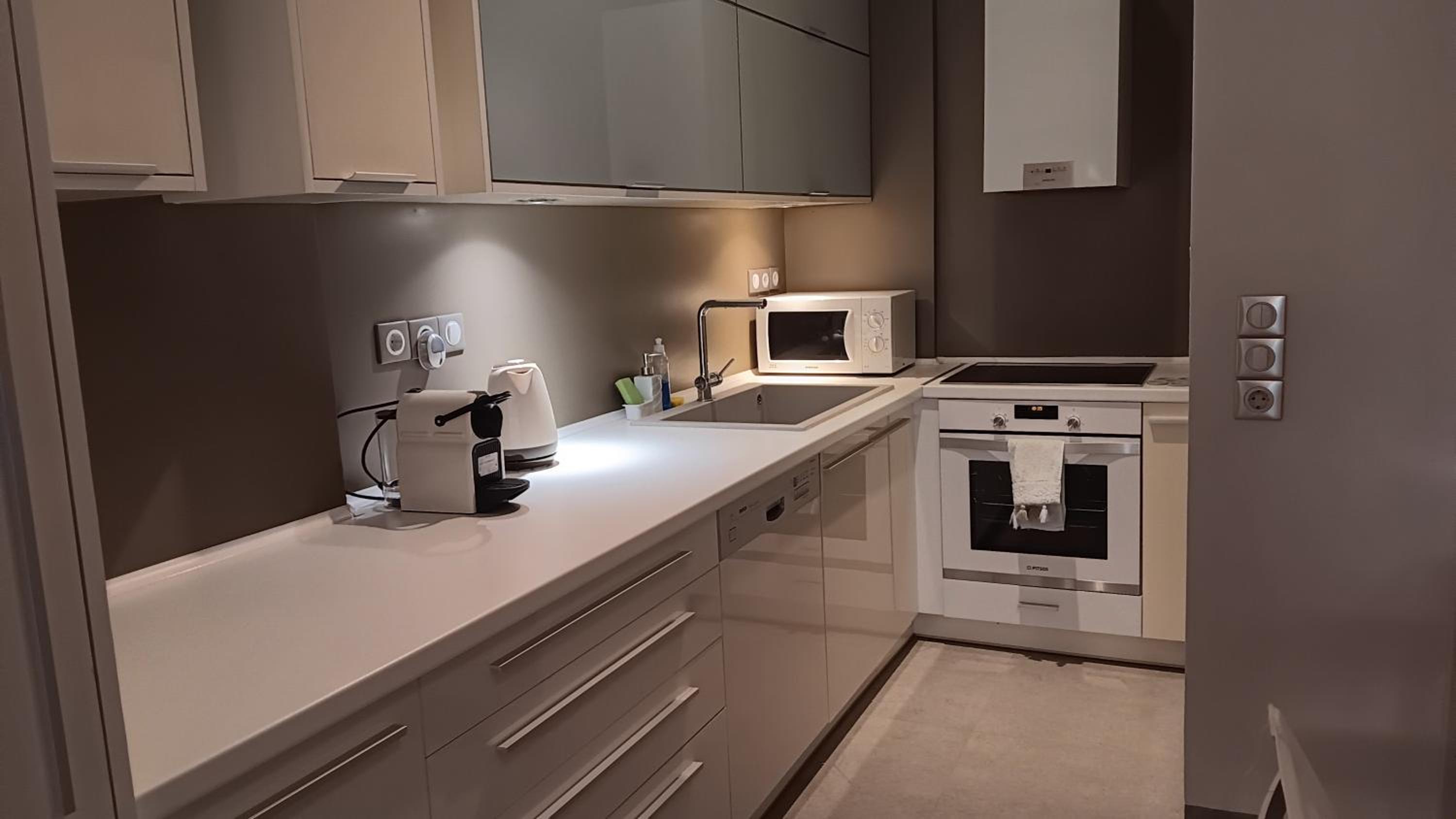 Studio Apartment photo 3