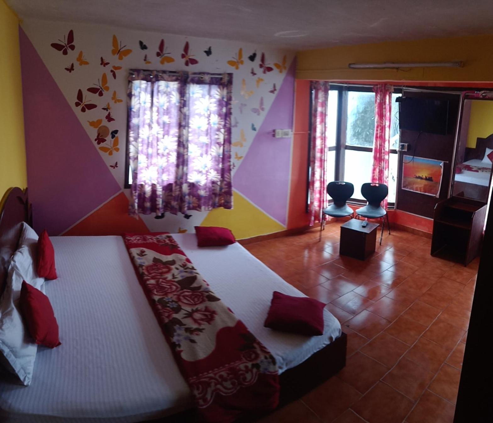 Economy Double Room photo 3