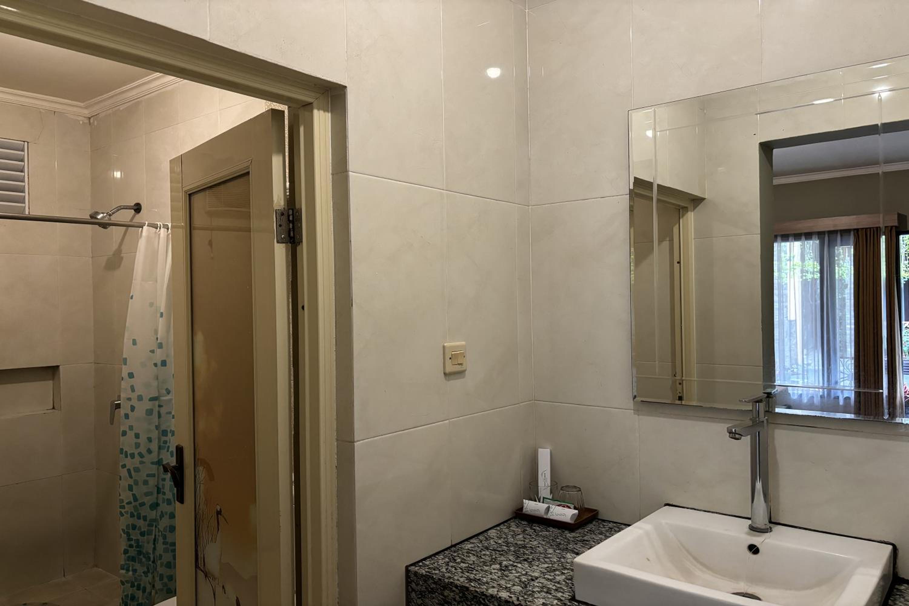 Twin Room with Garden View photo 3