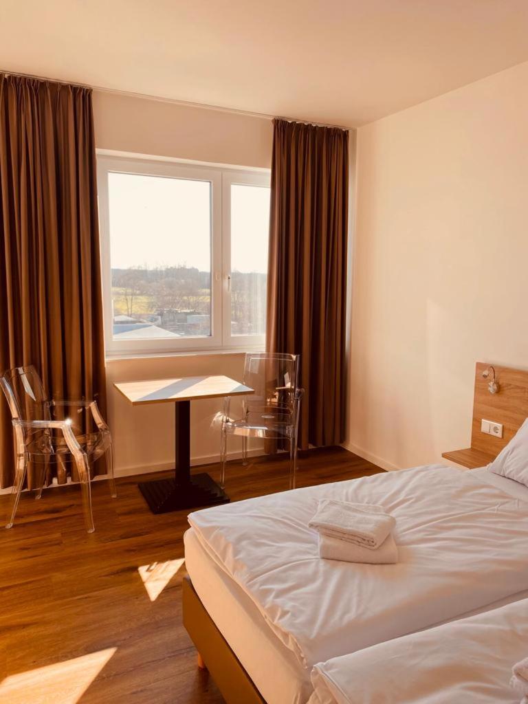 Deluxe Double Room - Photo 17