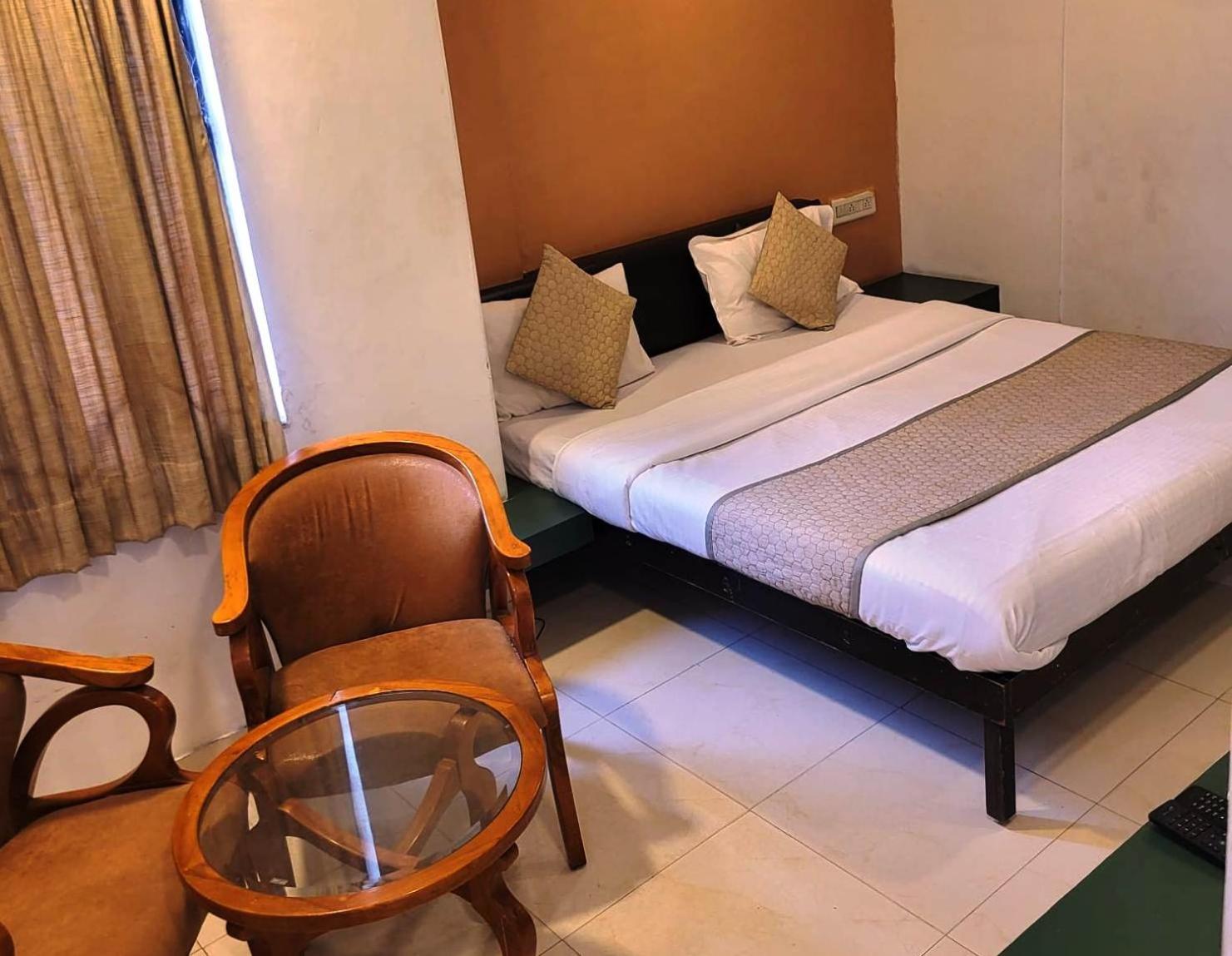 Deluxe Suite - Photo 3