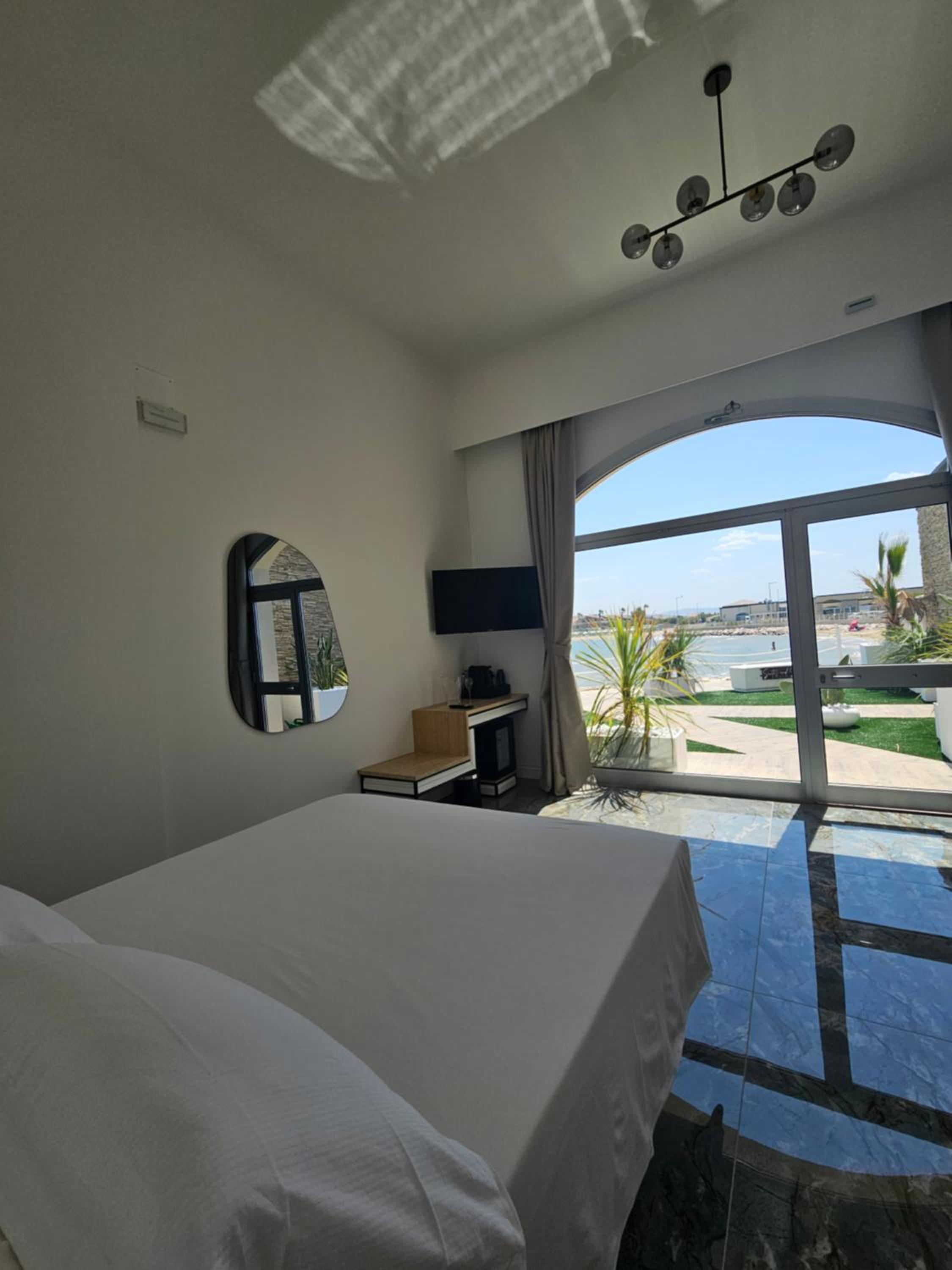 Queen Room with Sea View