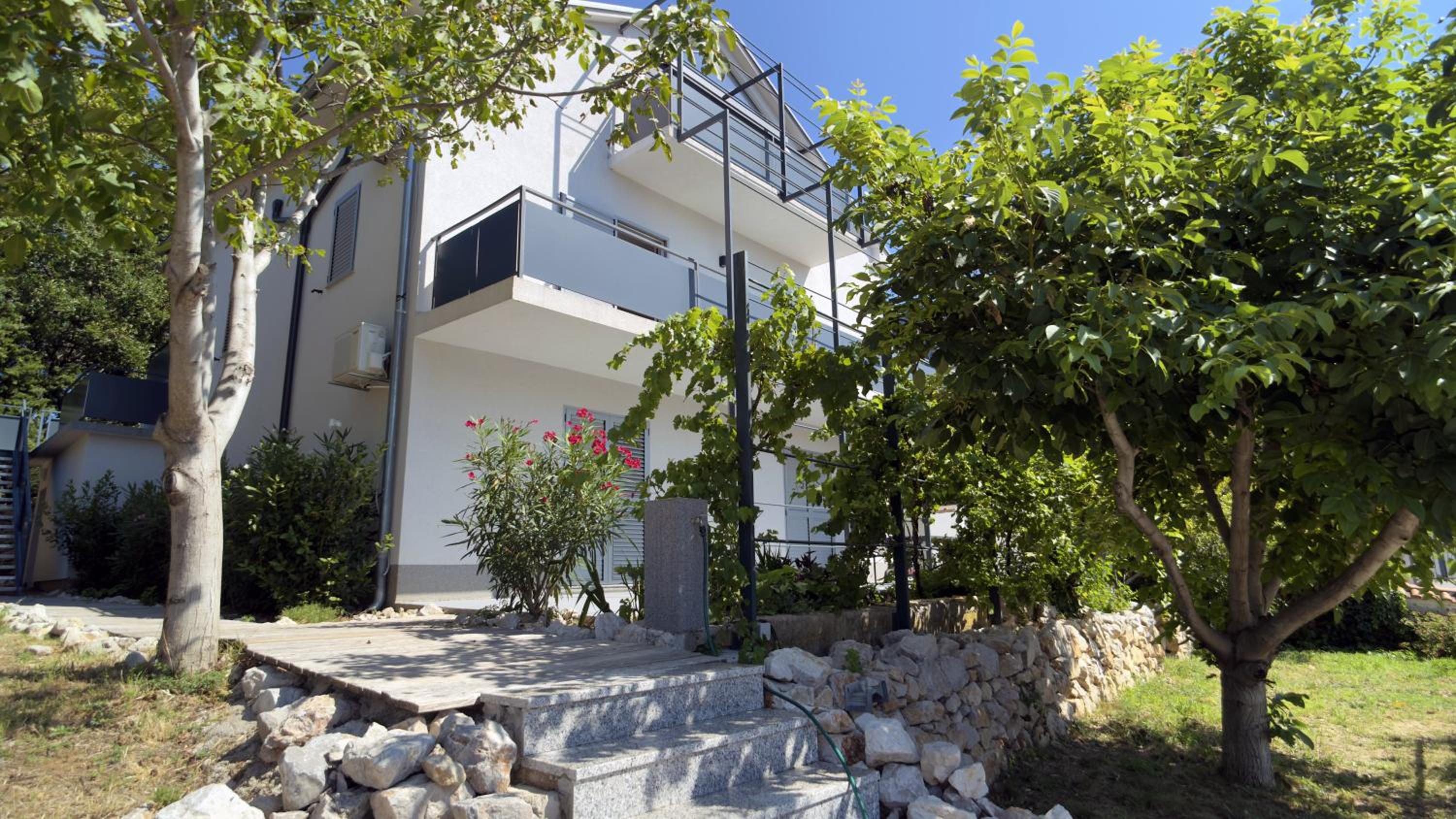 Studio Apartment With Sea View photo 3