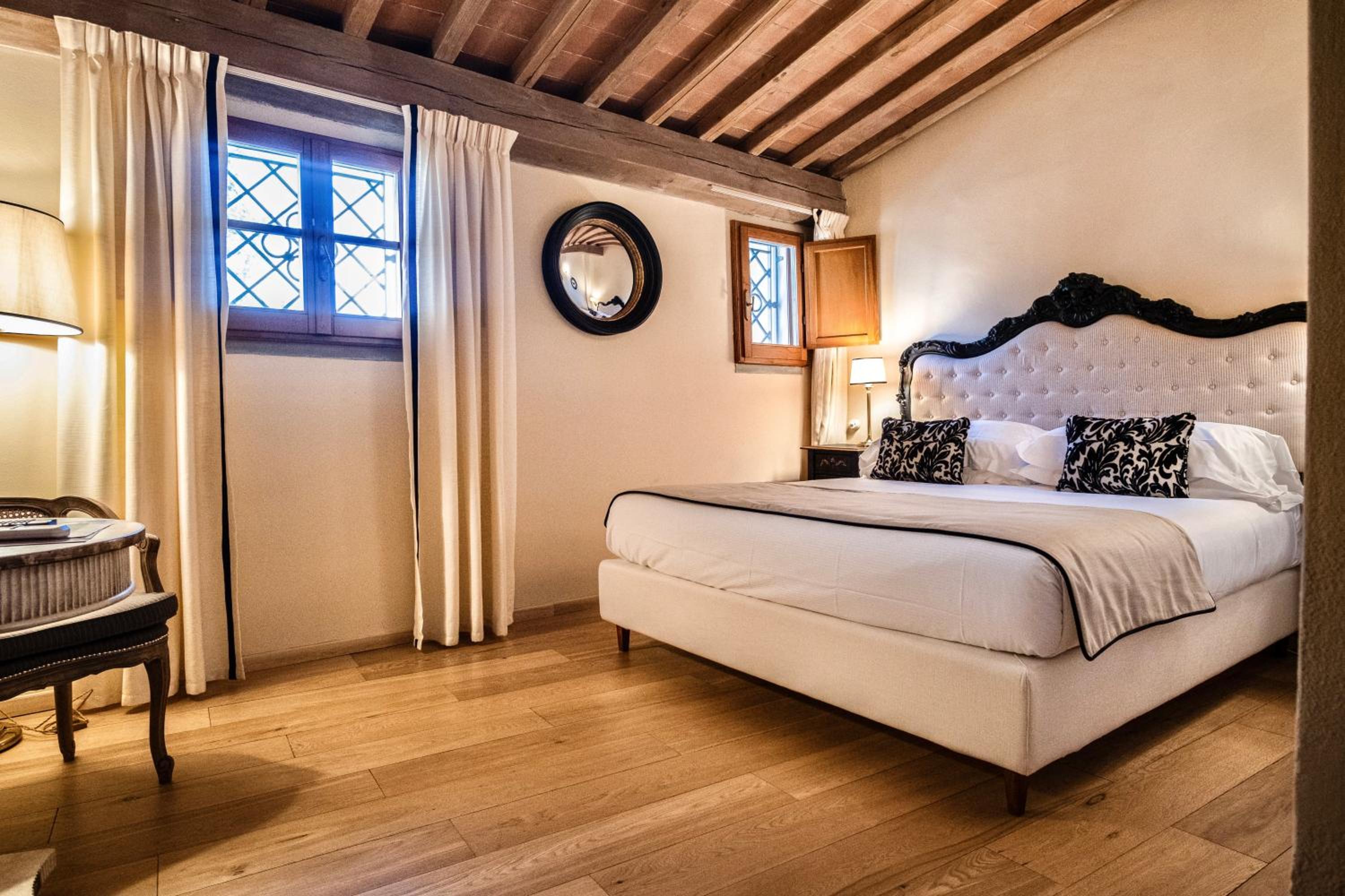 Deluxe Double Room photo 2