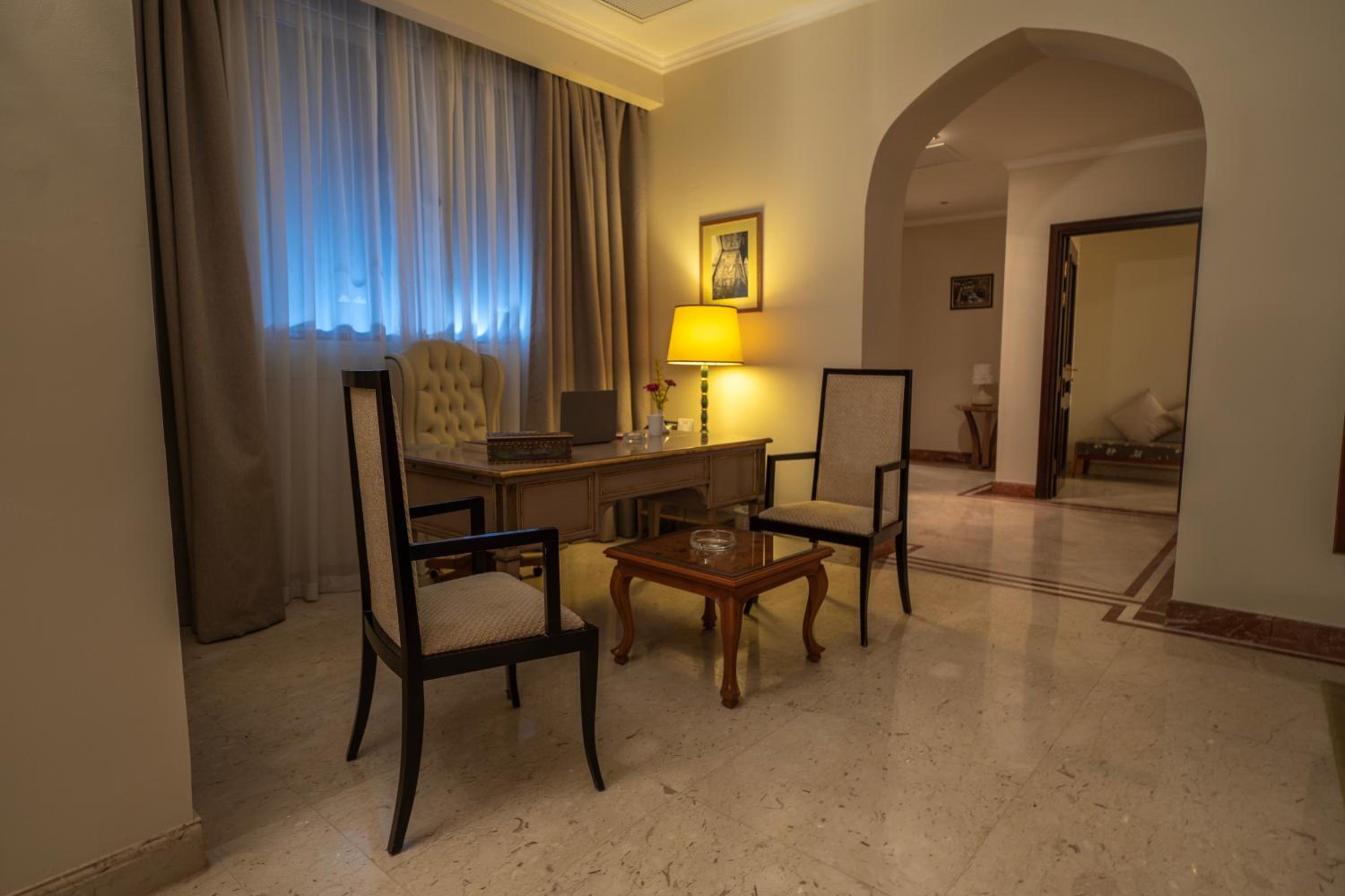 Royal Villa - Photo 16