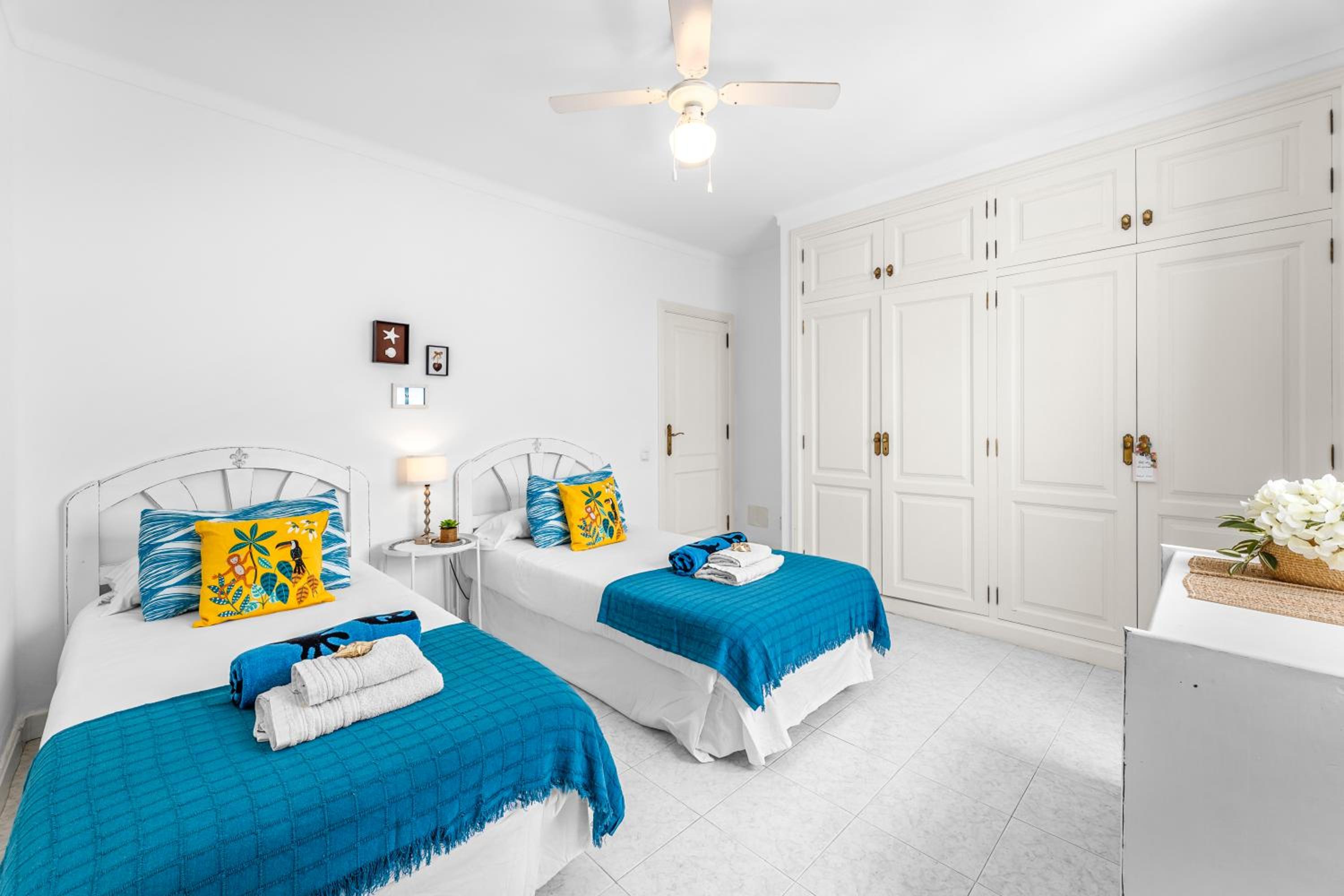 Two-Bedroom House photo 2