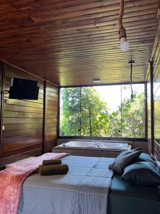 One-Bedroom House photo 1