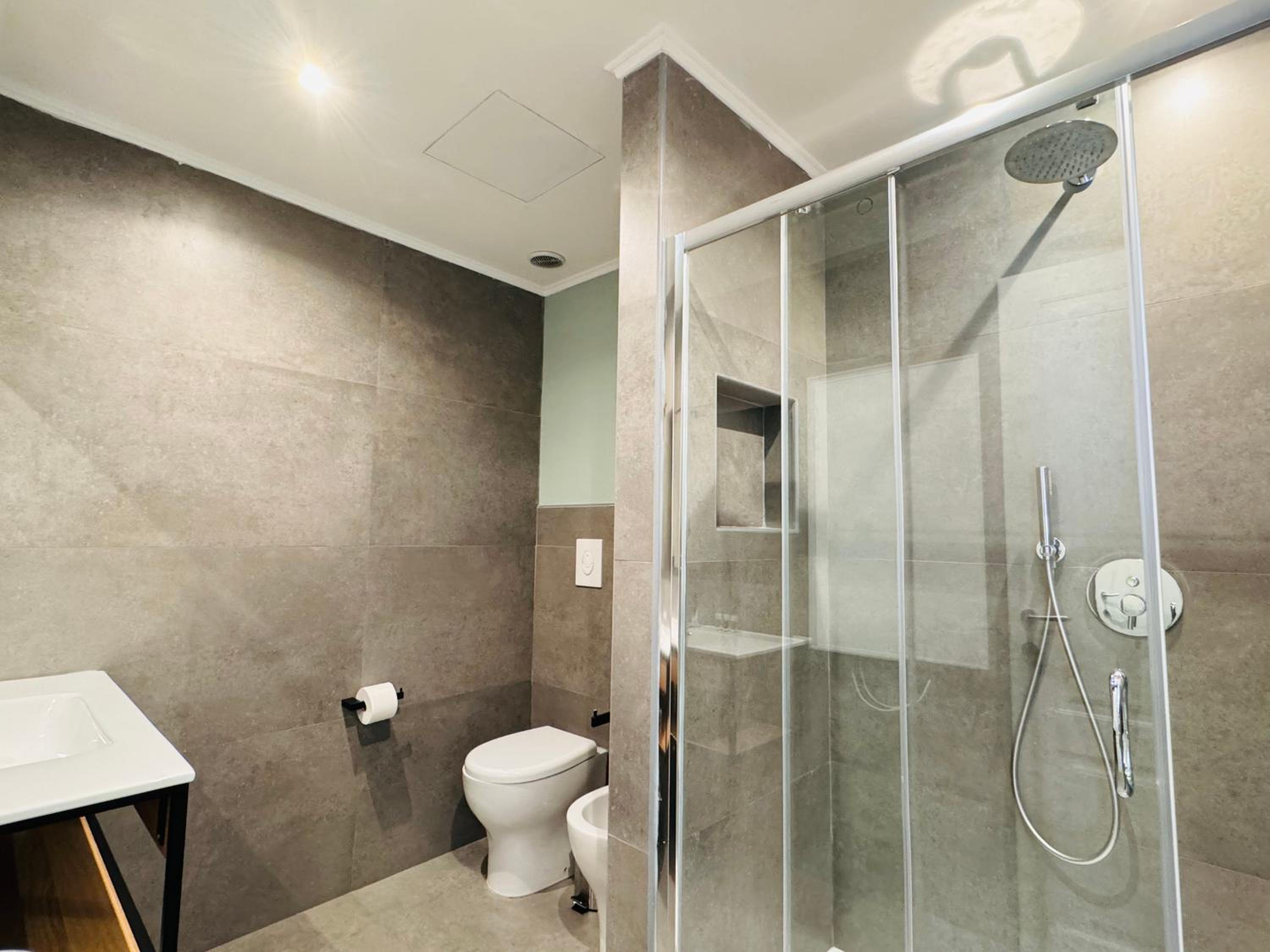 Triple Room with Private Bathroom photo 2