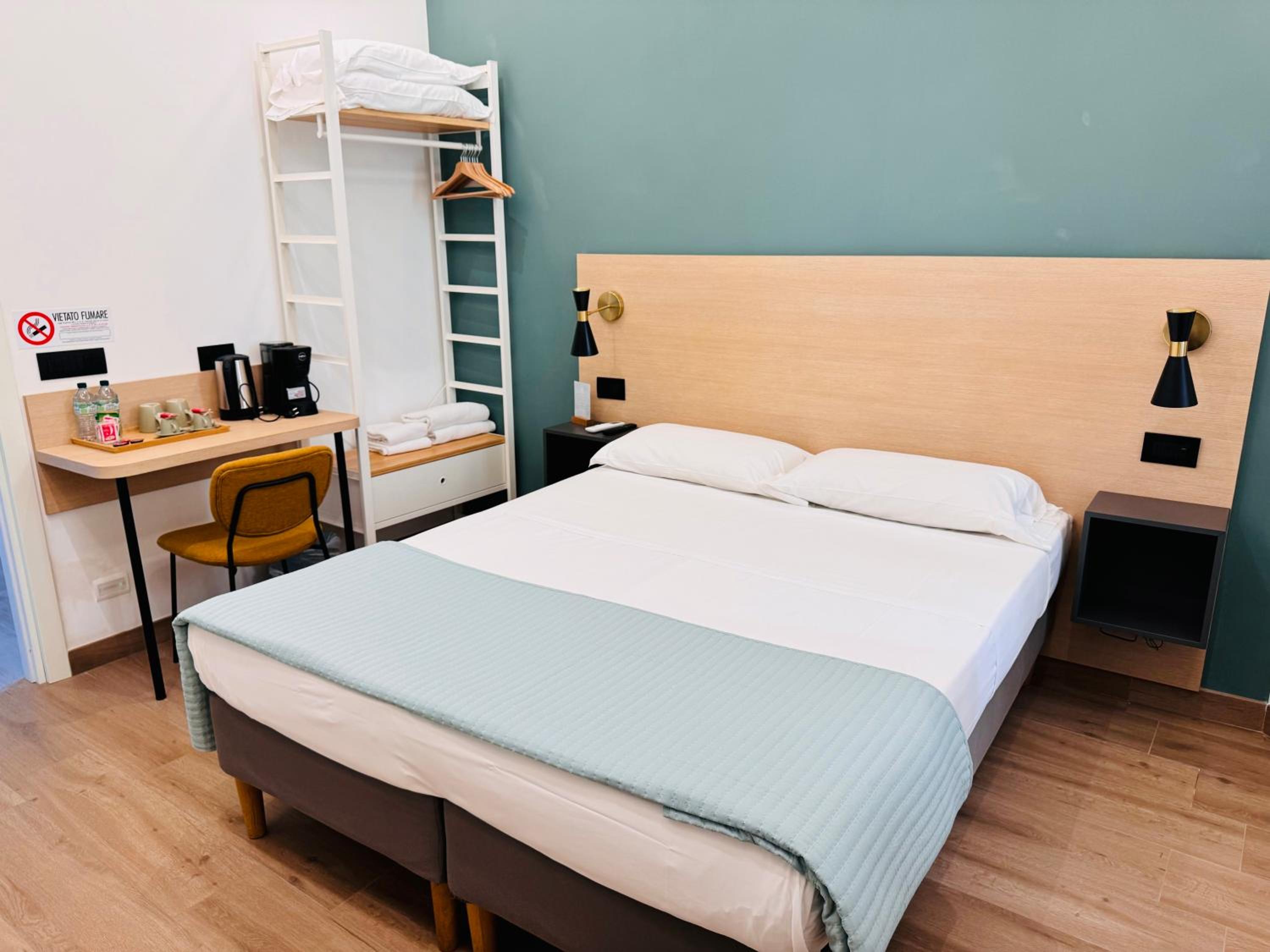 Double or Twin Room photo 3