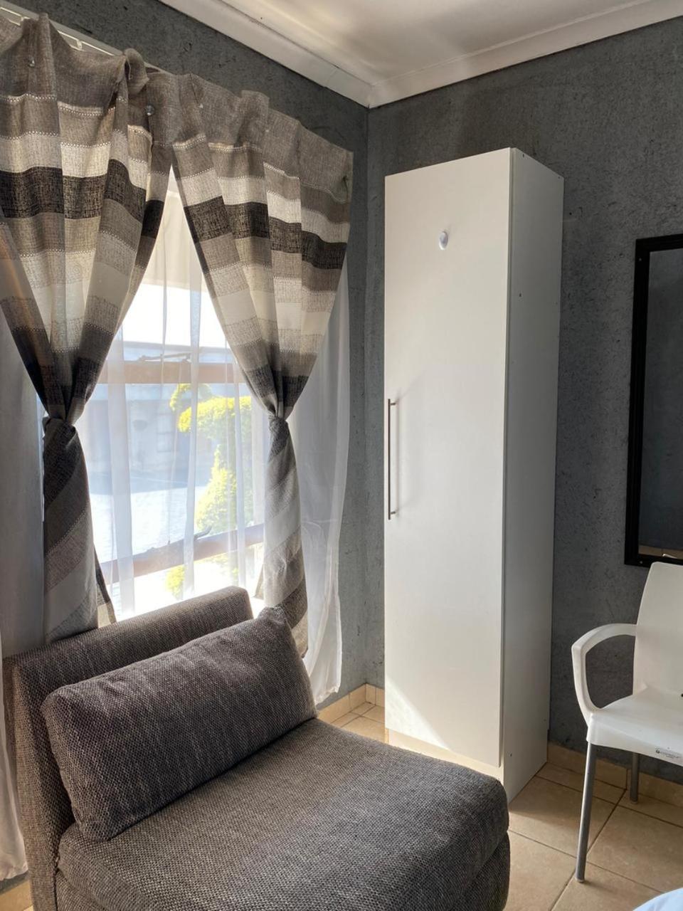 Twin Room photo 3