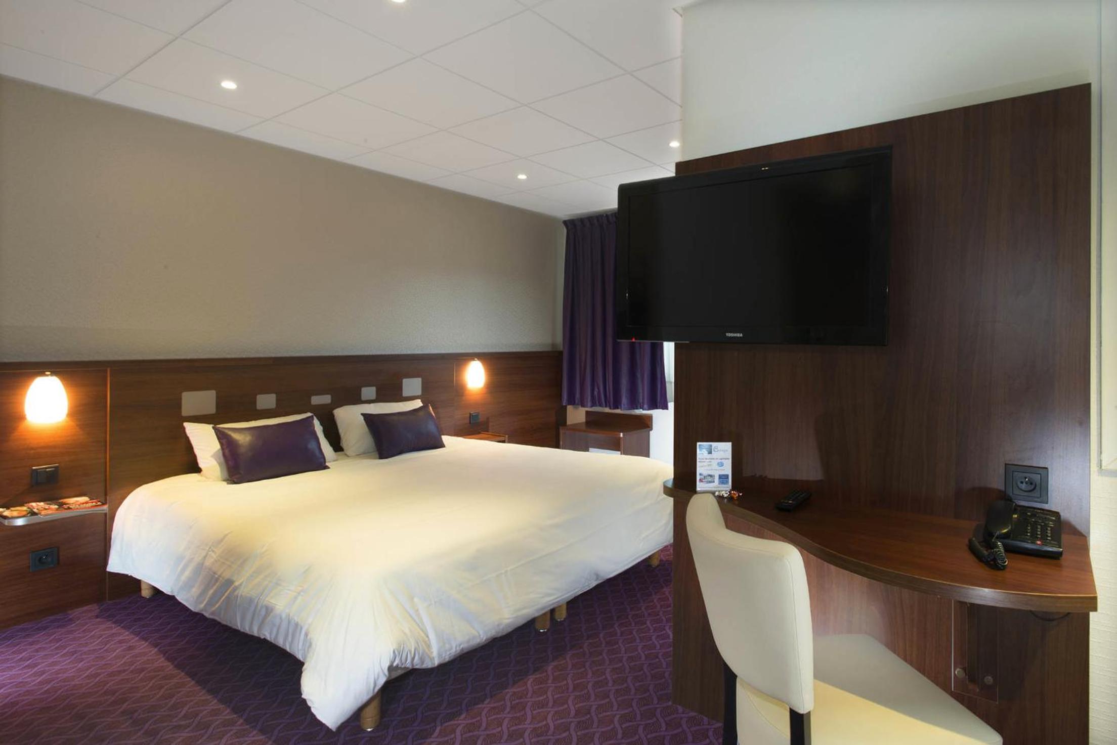 Quadruple Room - Photo 1