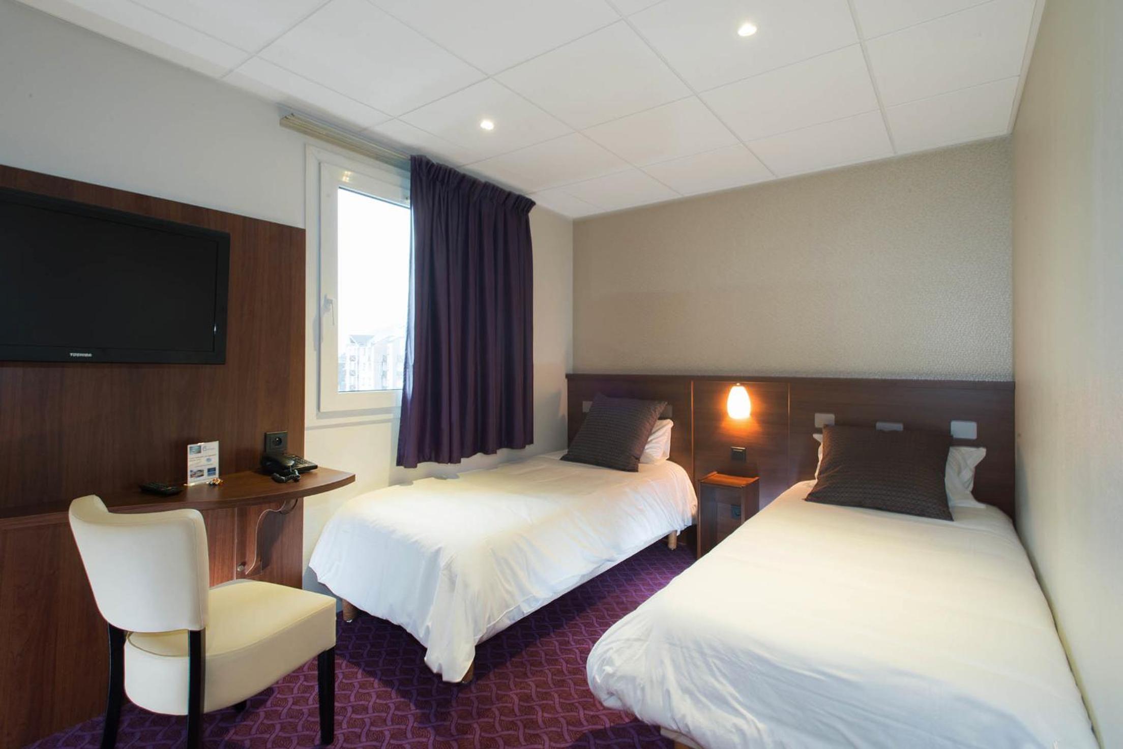 Quadruple Room - Photo 5