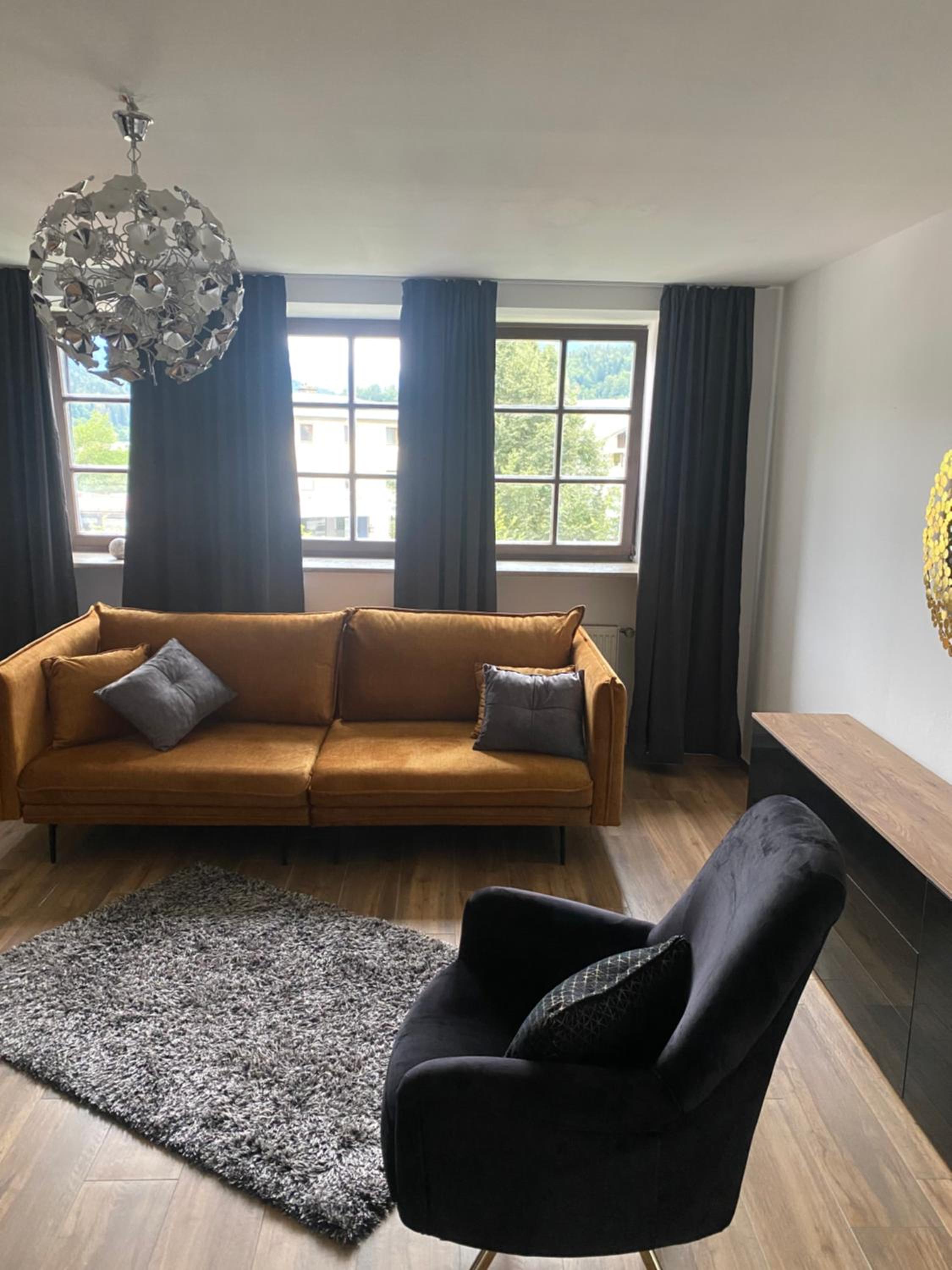 One-Bedroom Apartment - Photo 11