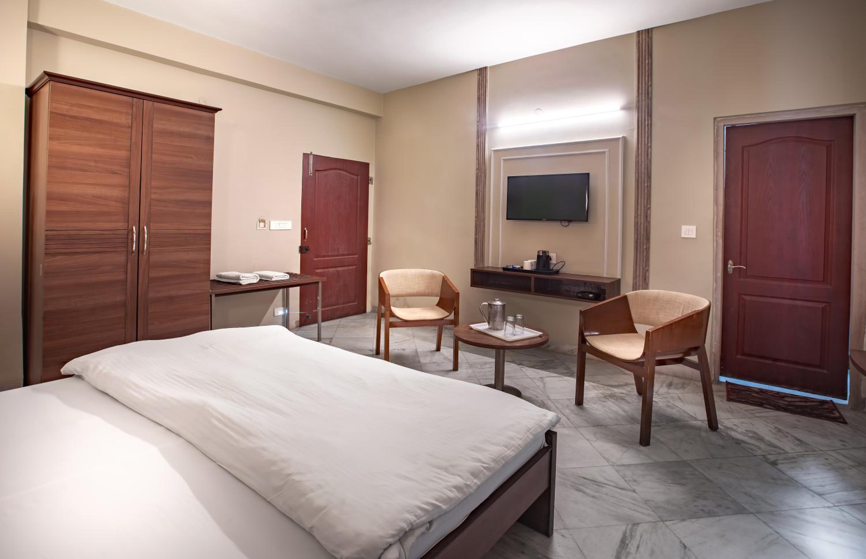 Double Room - Photo 1