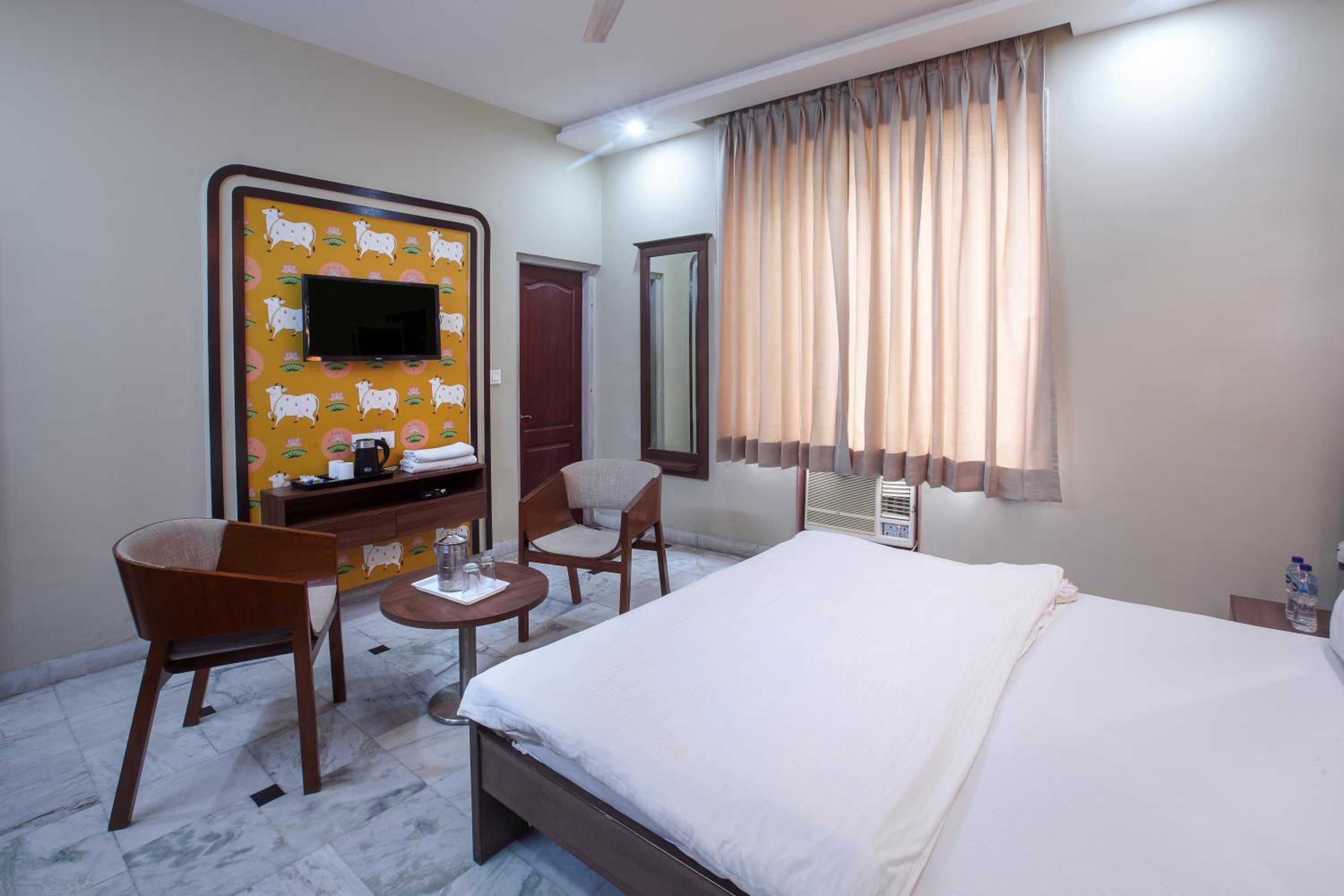 Double Room - Photo 8