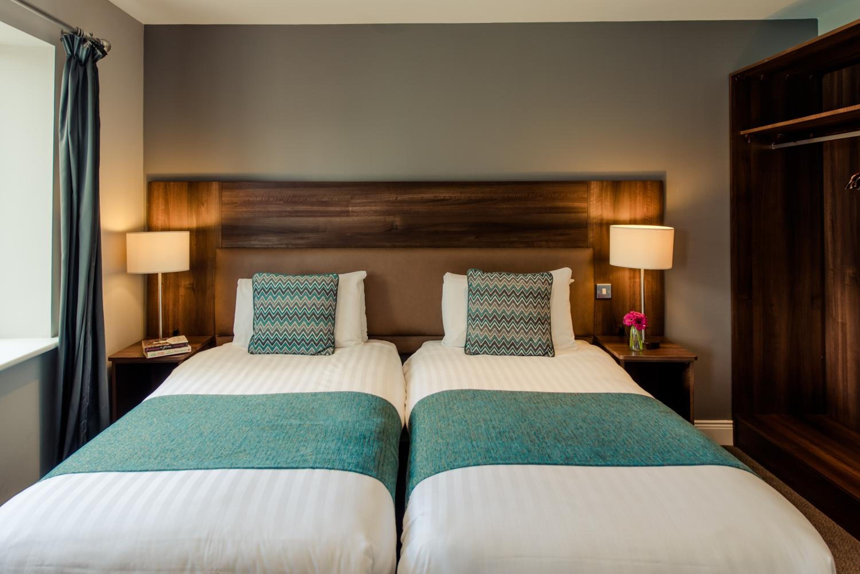 Twin Room - Photo 7
