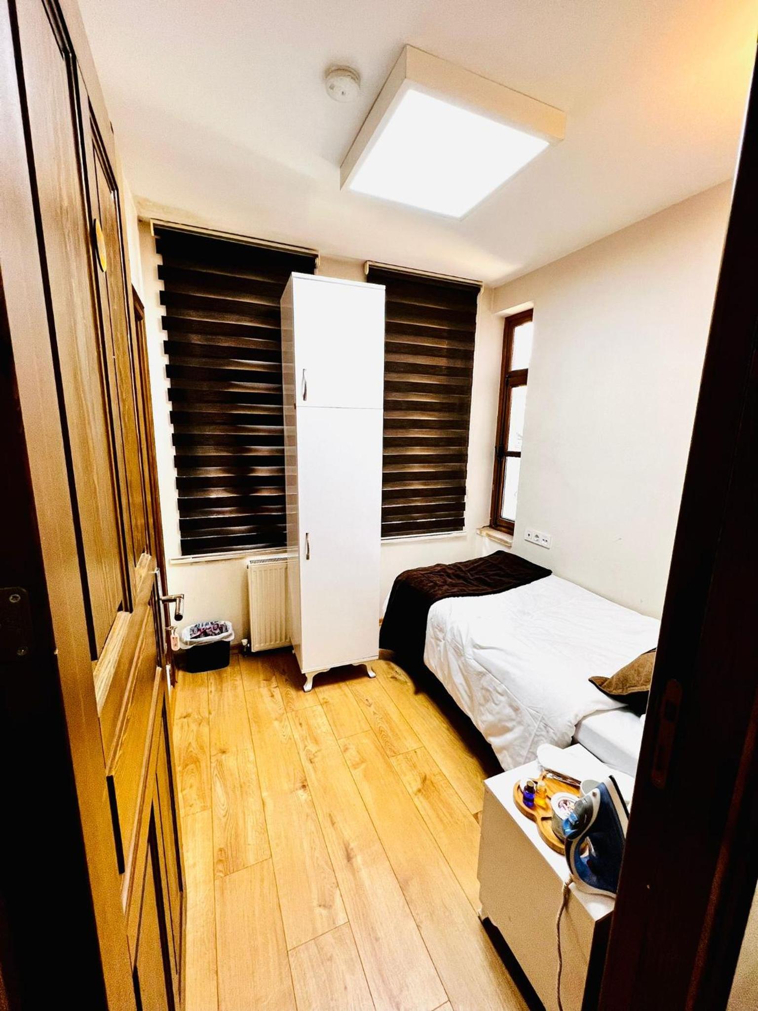 Single Room photo 1