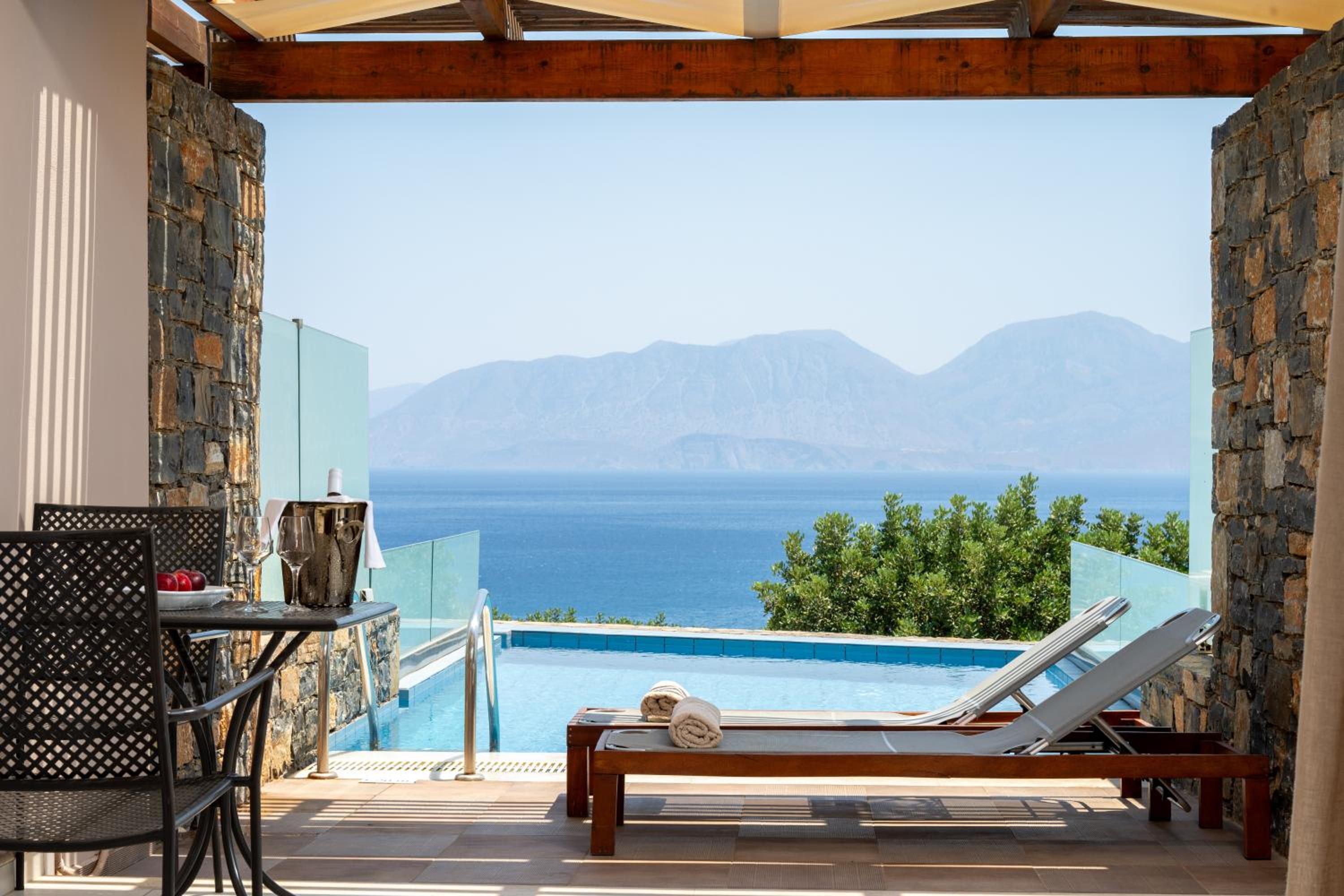 Suite Two Bedroom with Sea View & Private Pool - Photo 14