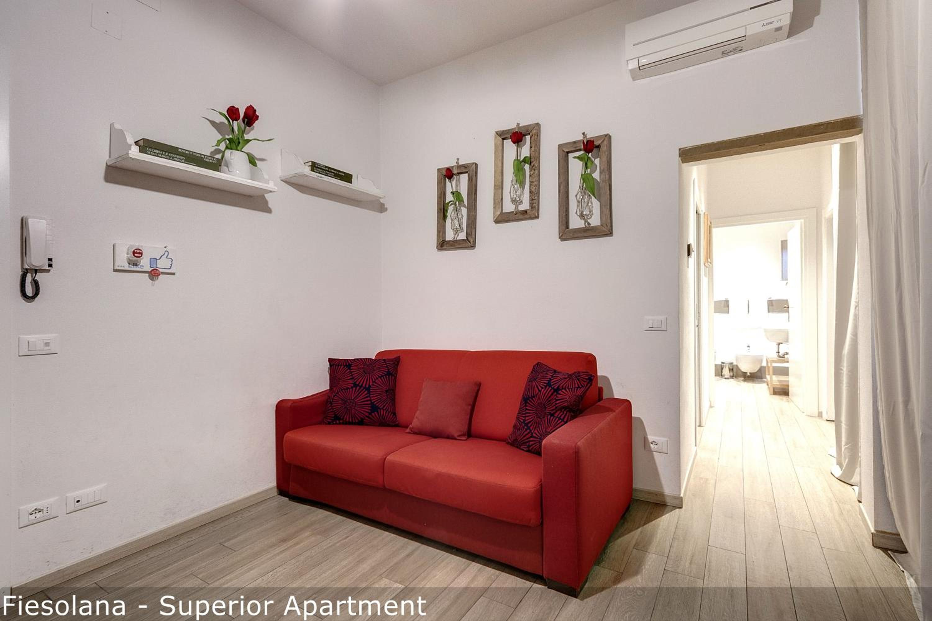 Superior Apartment photo 2