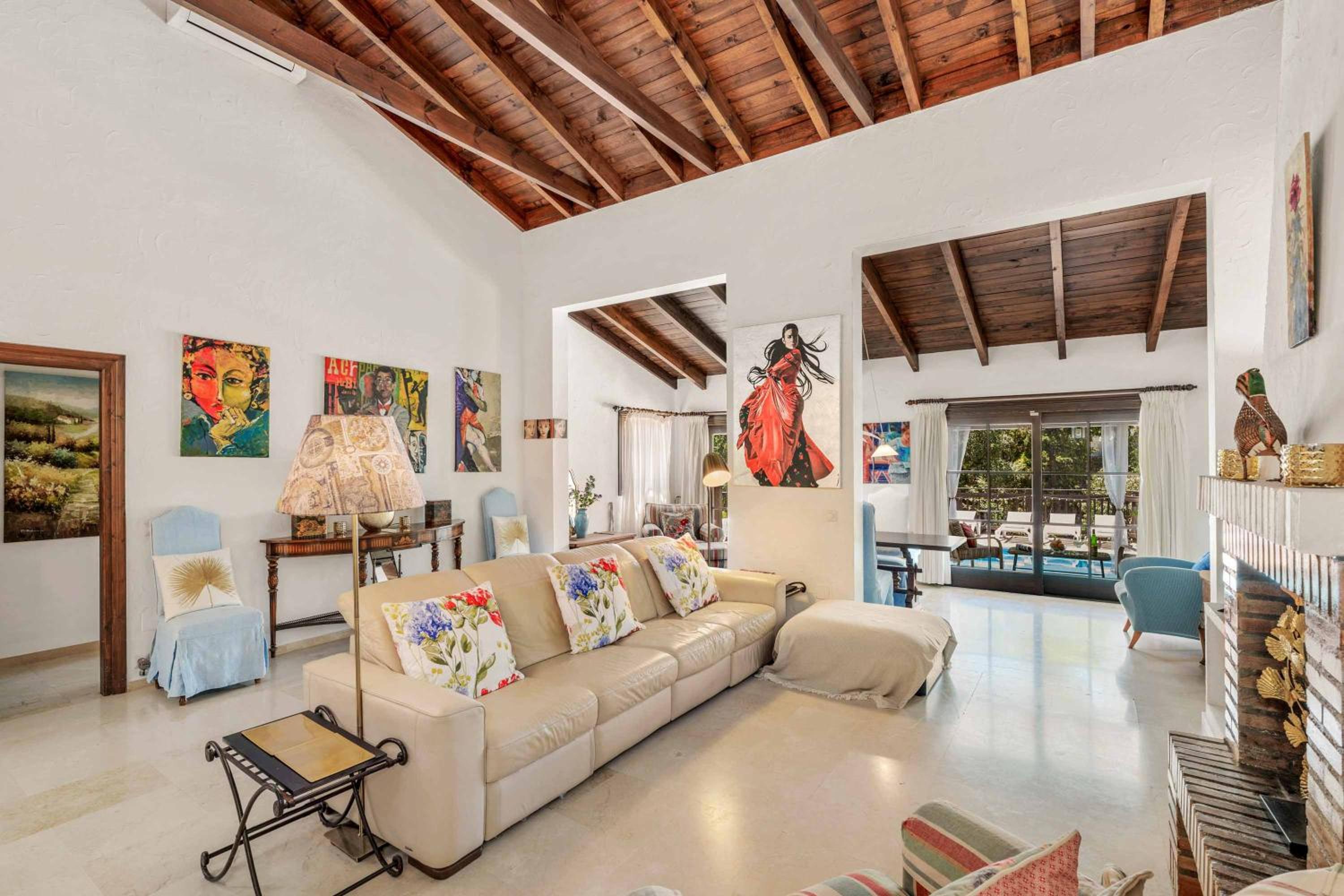Villa de Tres Habitaciones