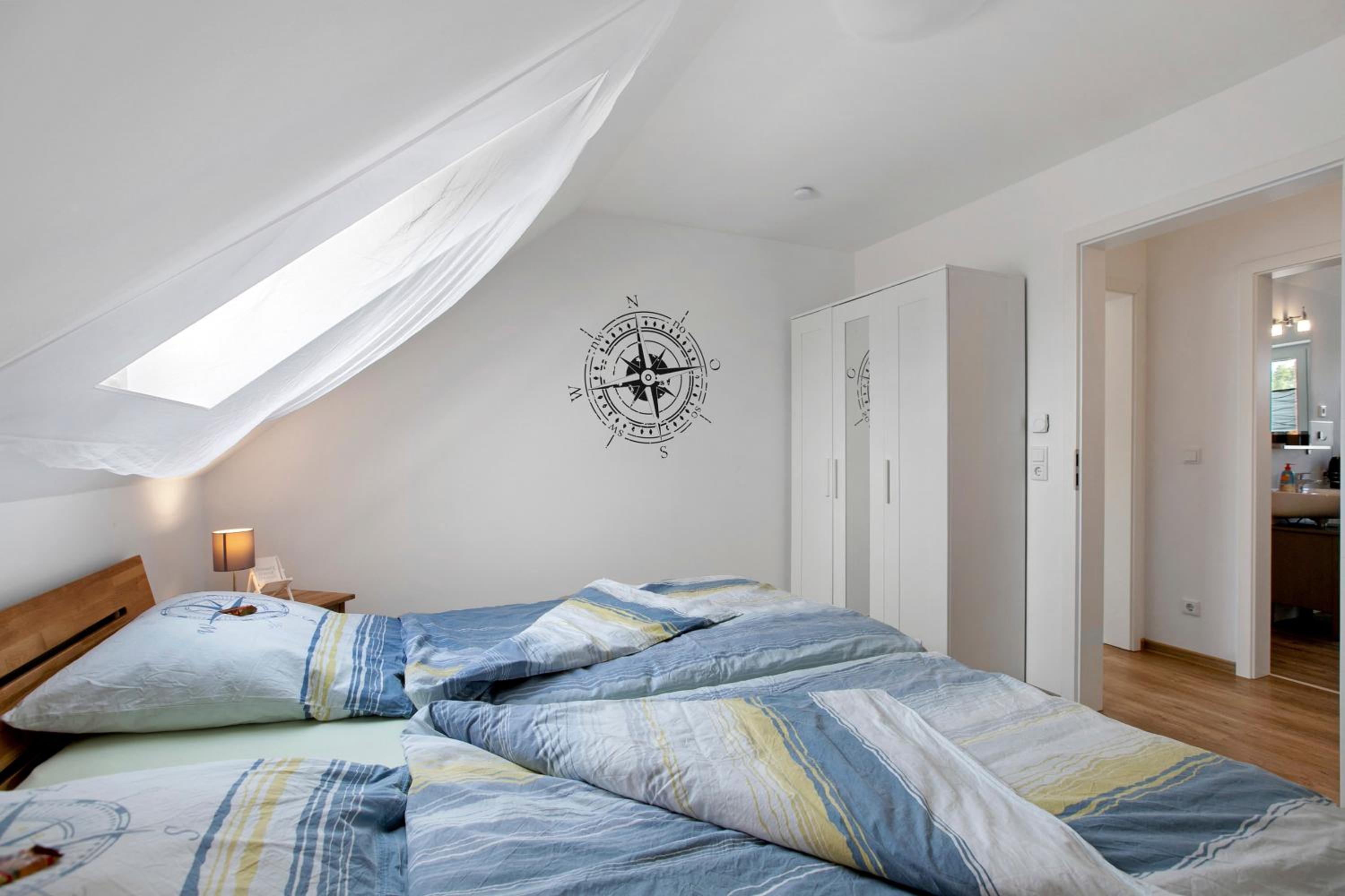 Two-Bedroom Deluxe Apartment with Garden View photo 2