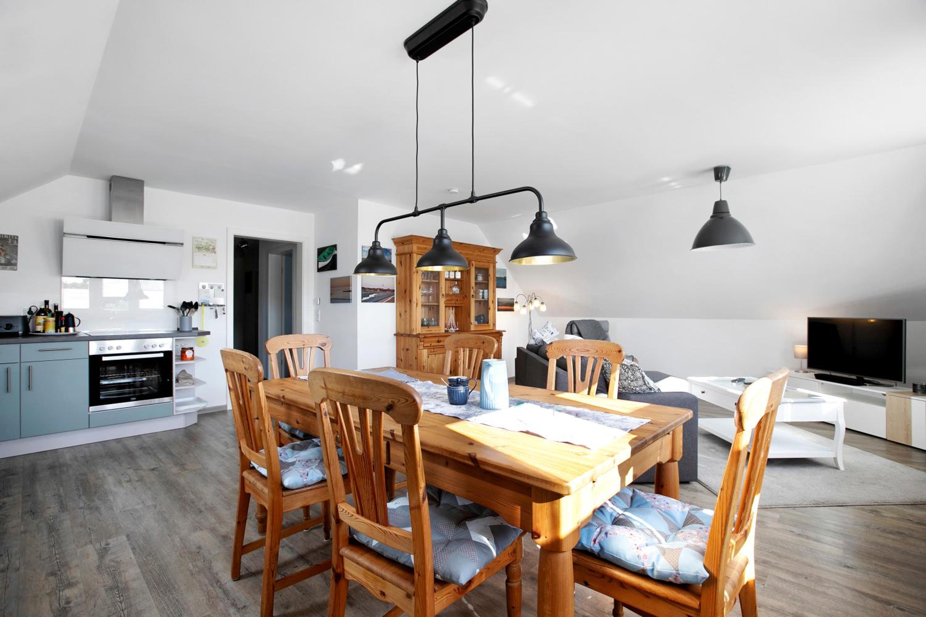 Two-Bedroom Deluxe Apartment with Garden View photo 3