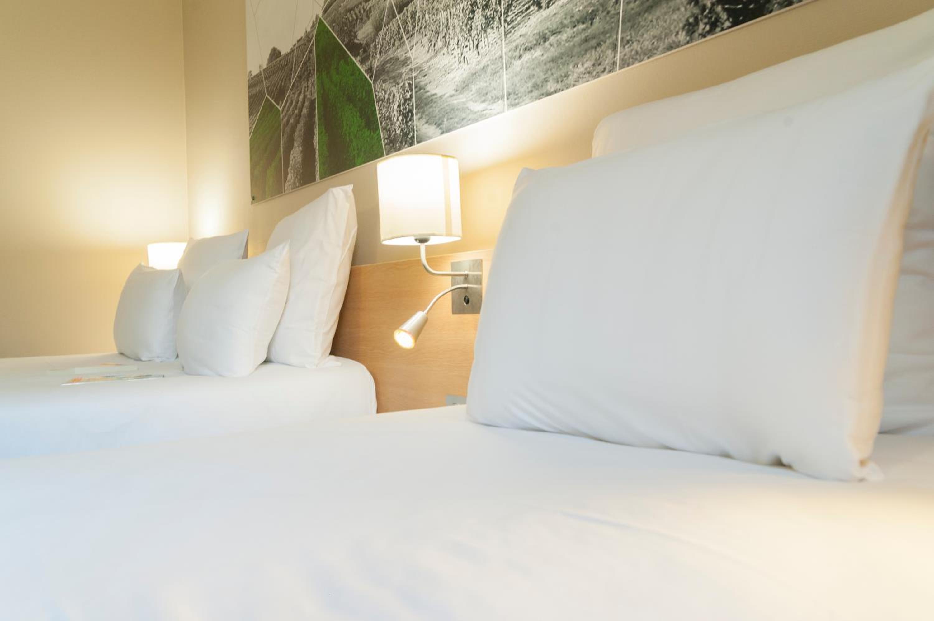 Standard Triple Room - Photo 1