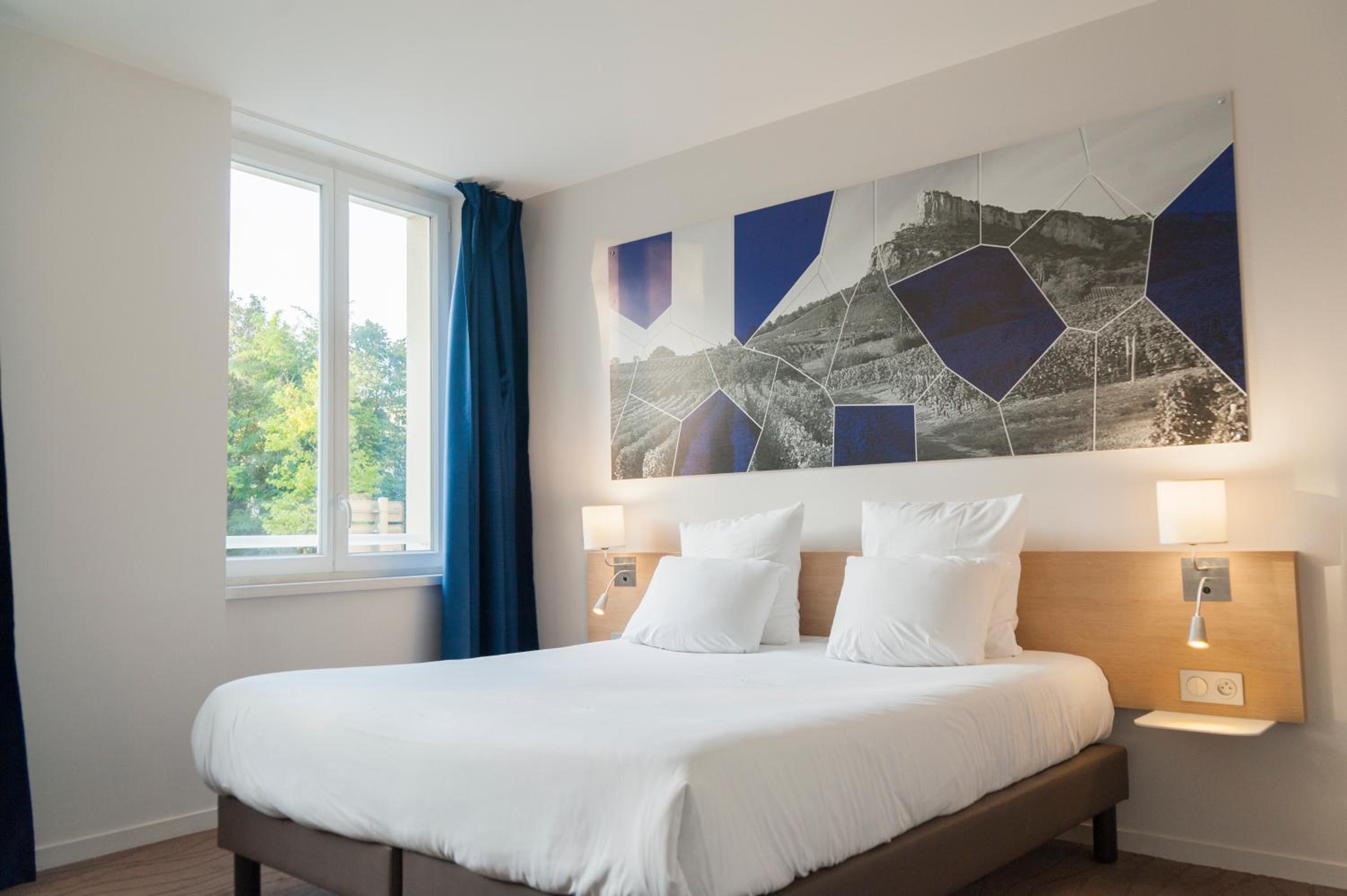 Comfort Room with One Double Bed - Photo 6