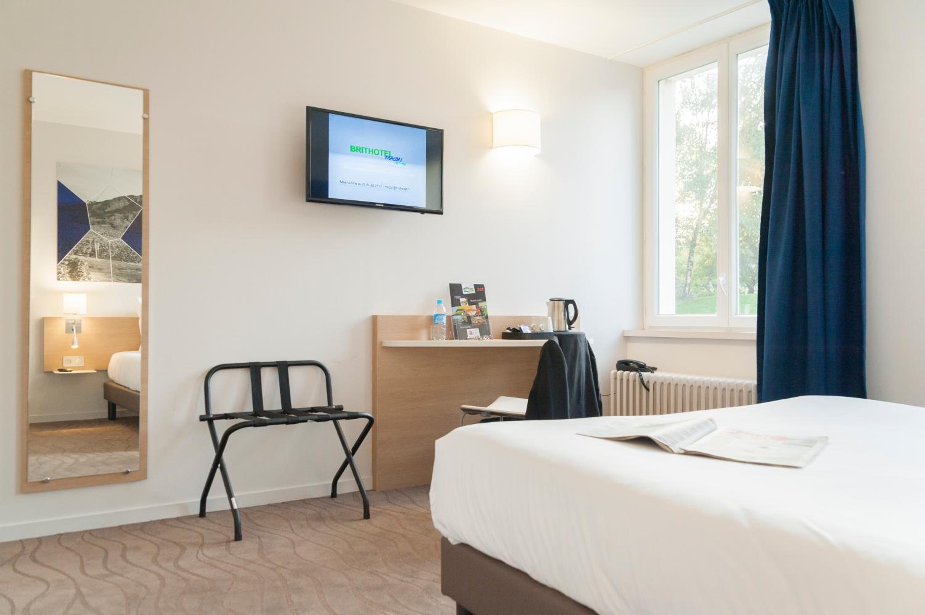 Comfort Room with One Double Bed - Photo 4