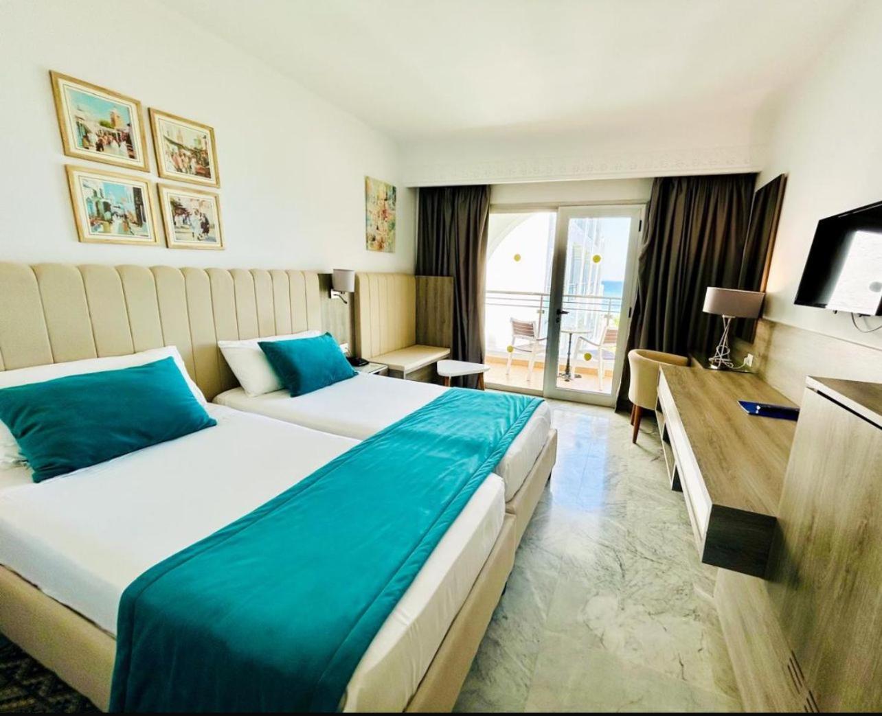 Double Room with Sea View photo 2
