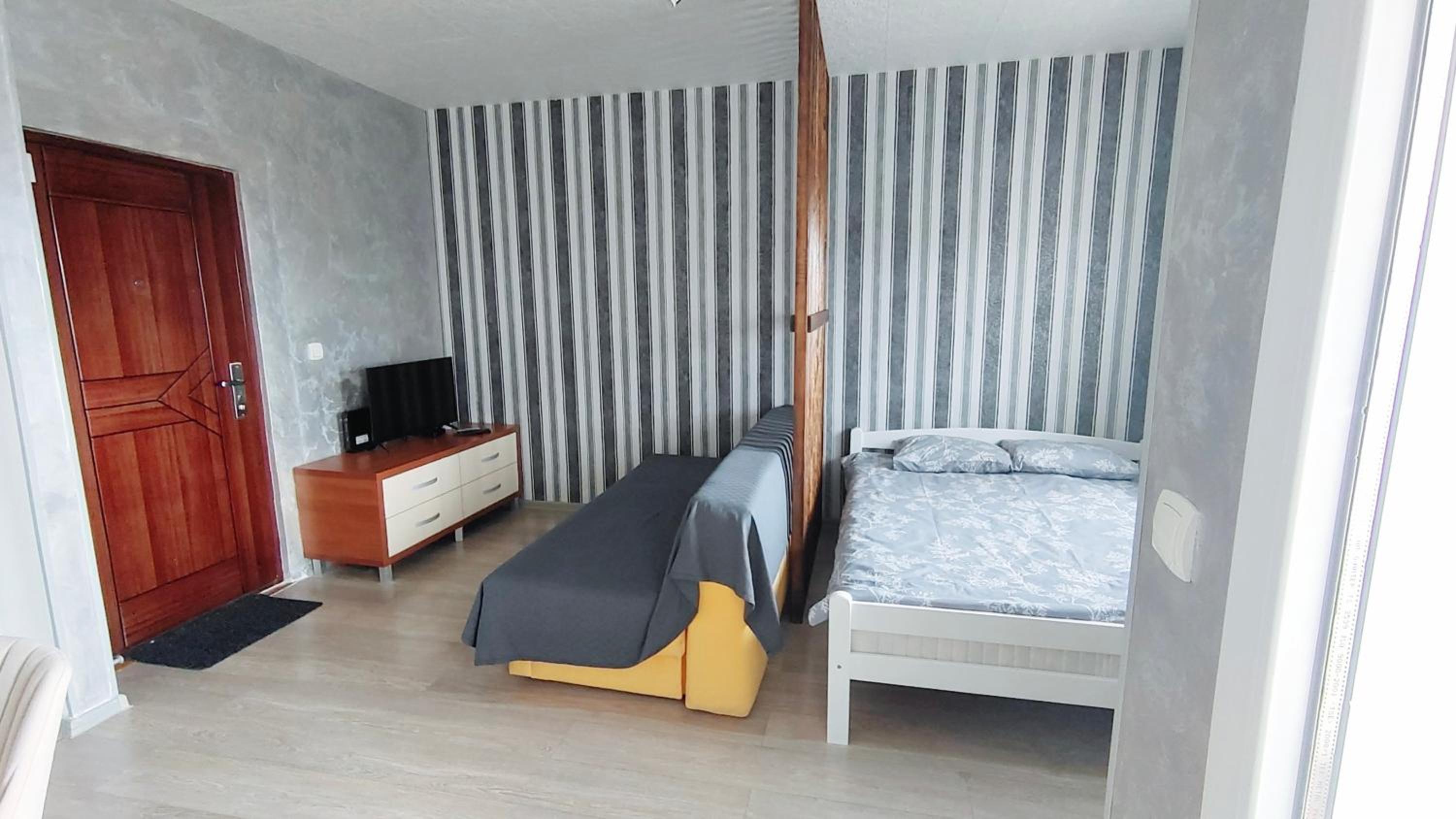 Studio Apartment with Sea View
