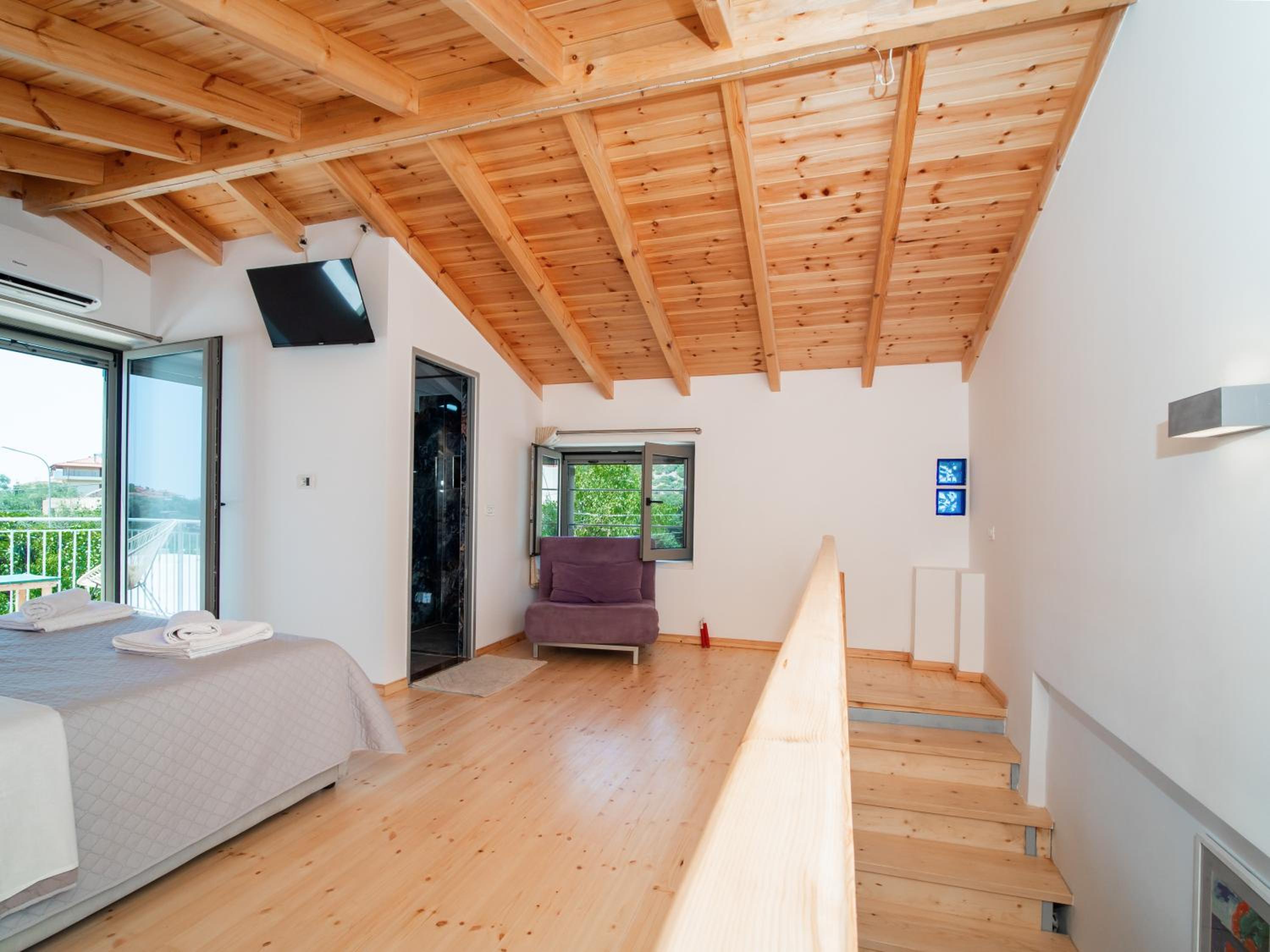 Villa photo 3