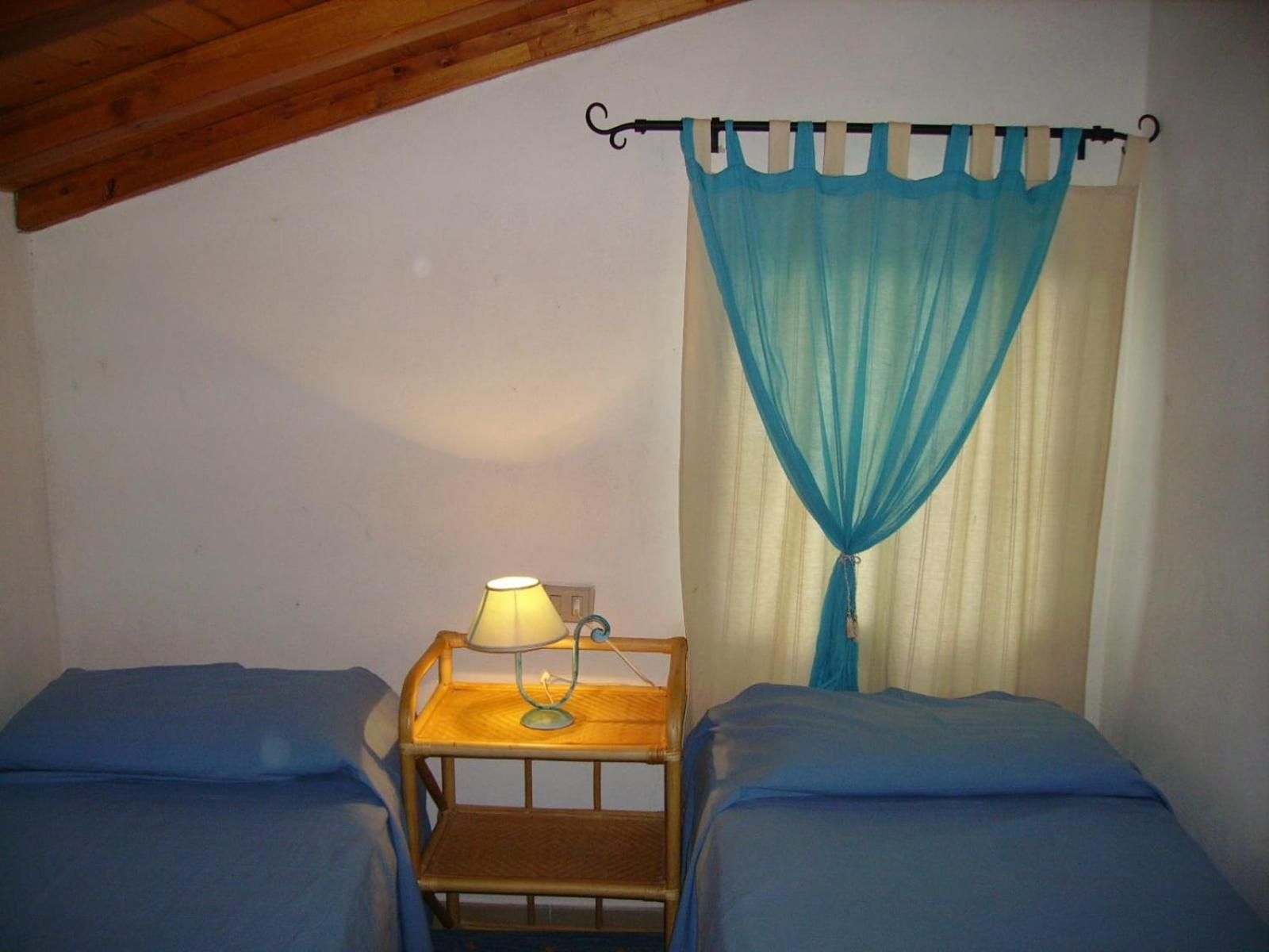 Three-Bedroom House photo 3