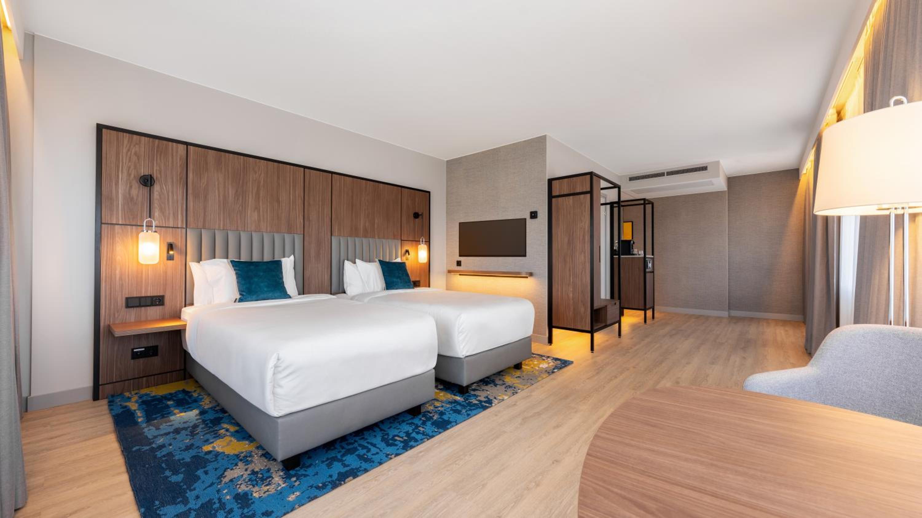 Premium Twin Room with Free Spa Access - Photo 1