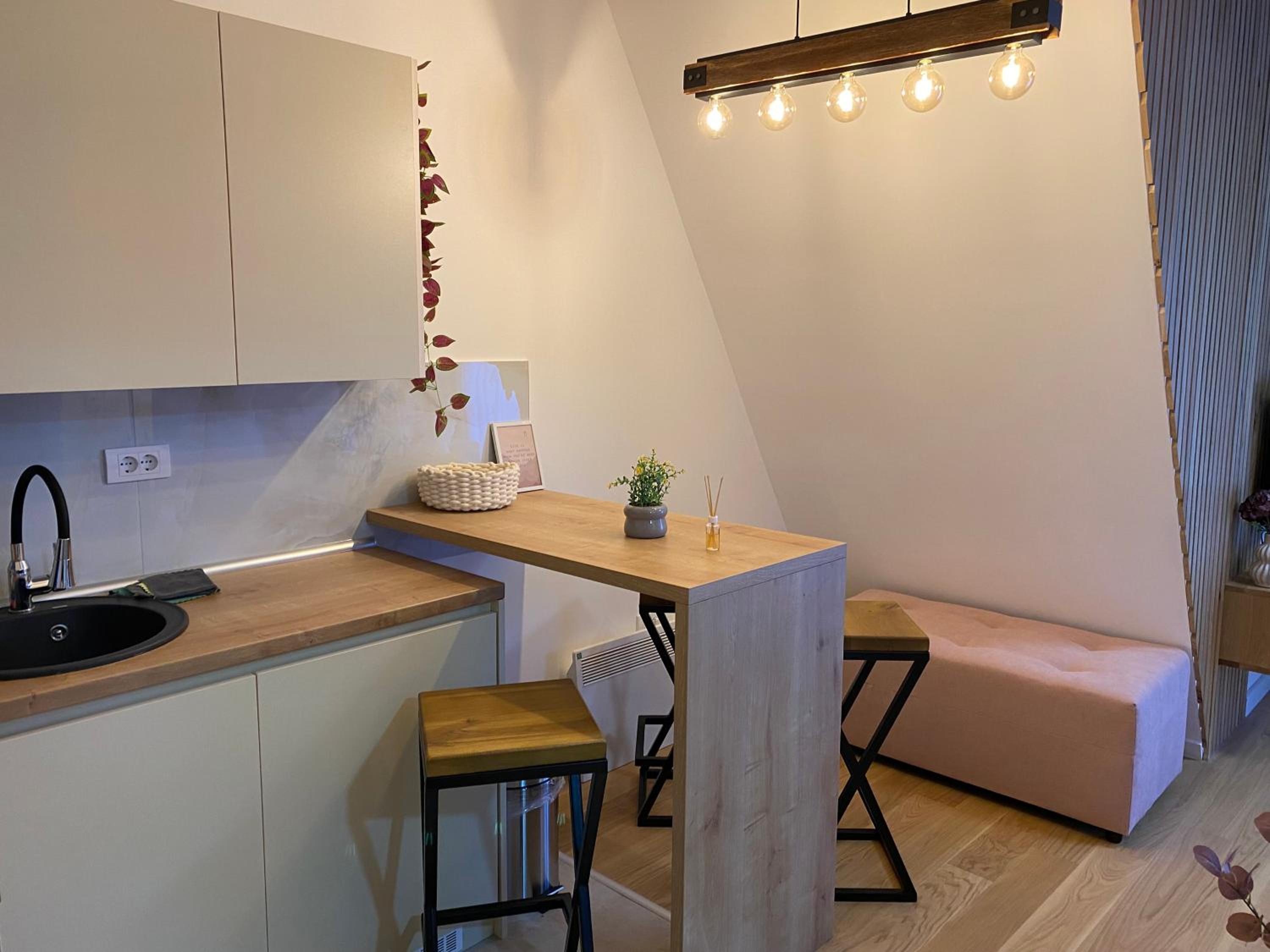 Studio Apartment with One Double Bed photo 1