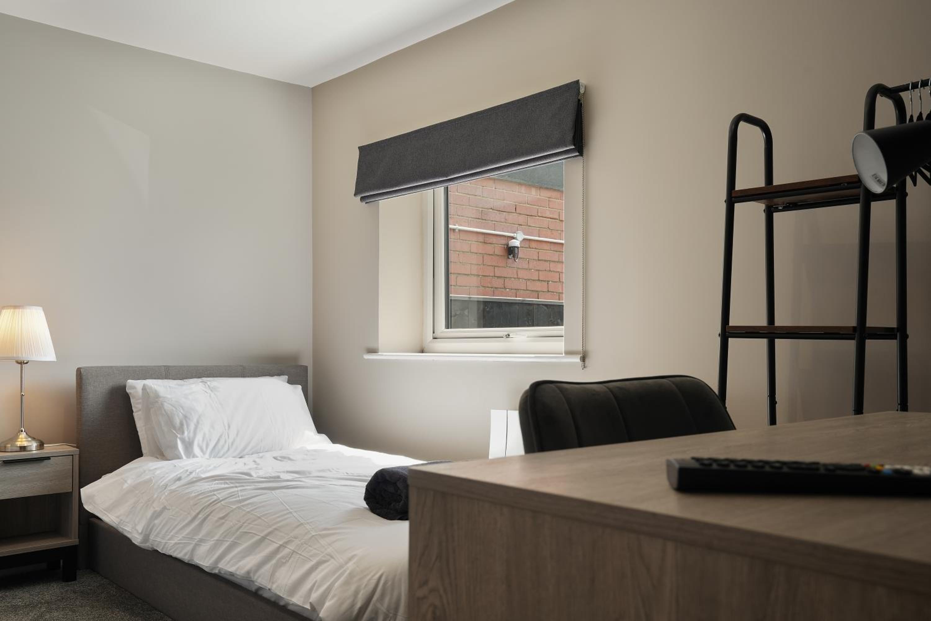Two-Bedroom Deluxe Apartment photo 2