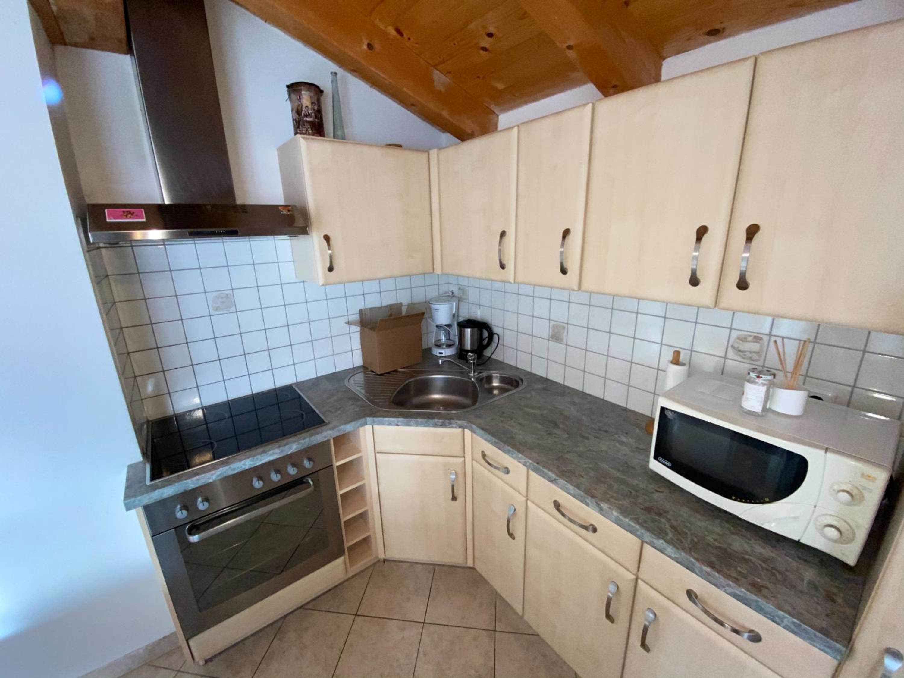 Two-Bedroom Apartment with Mountain View photo 2