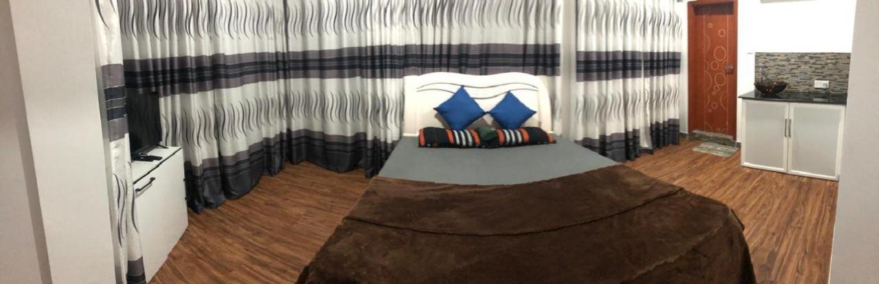 One-Bedroom Apartment photo 3