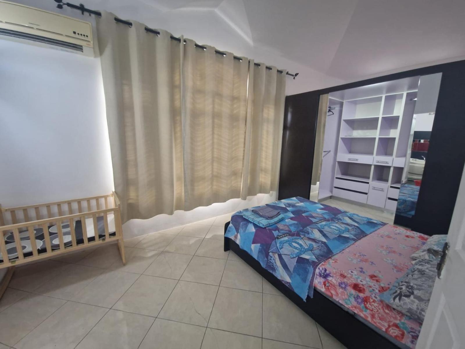 Villa photo 3