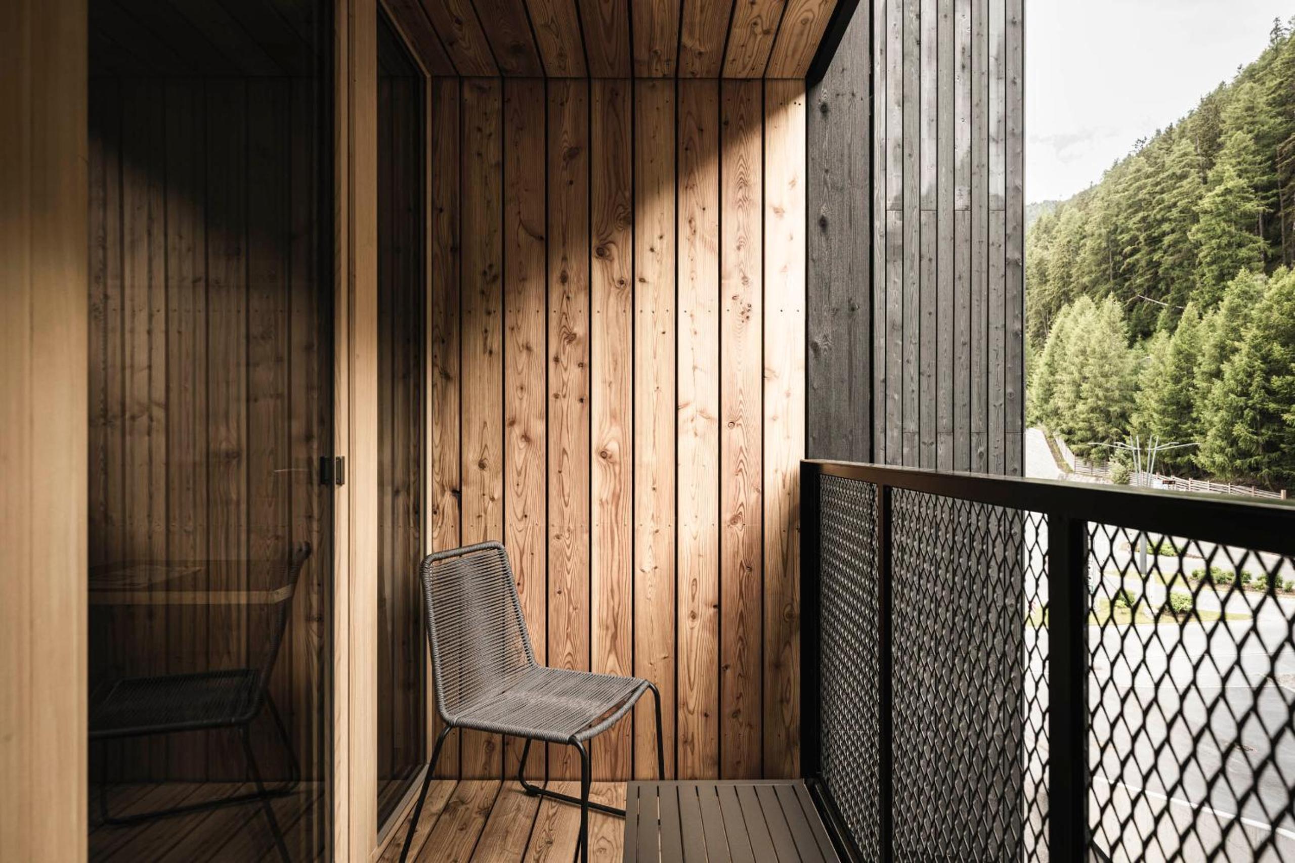 Basic Double Room with Balcony photo 3